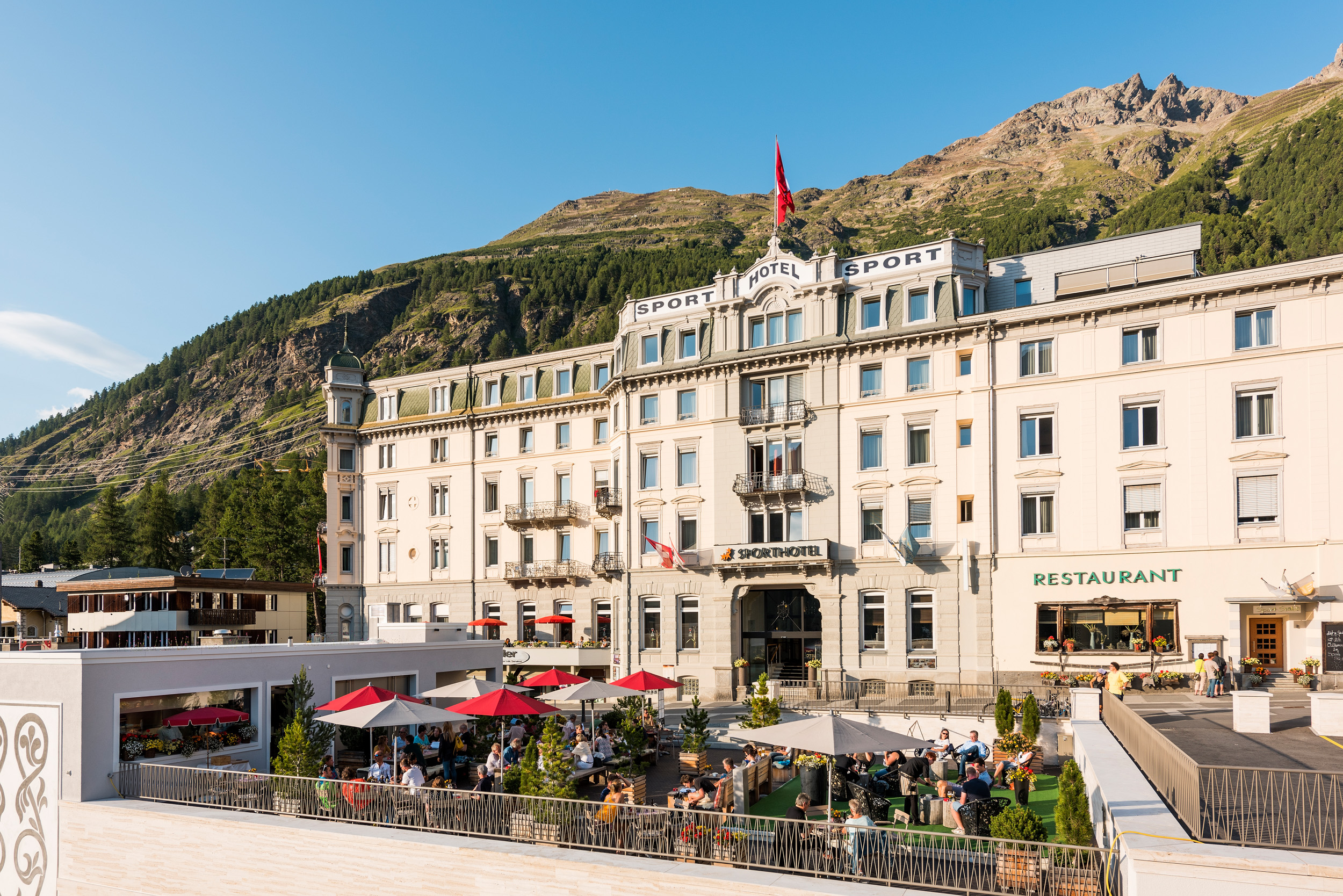 Hauptpreis: ein Aufenthalt im Sporthotel Pontresina im Engadin