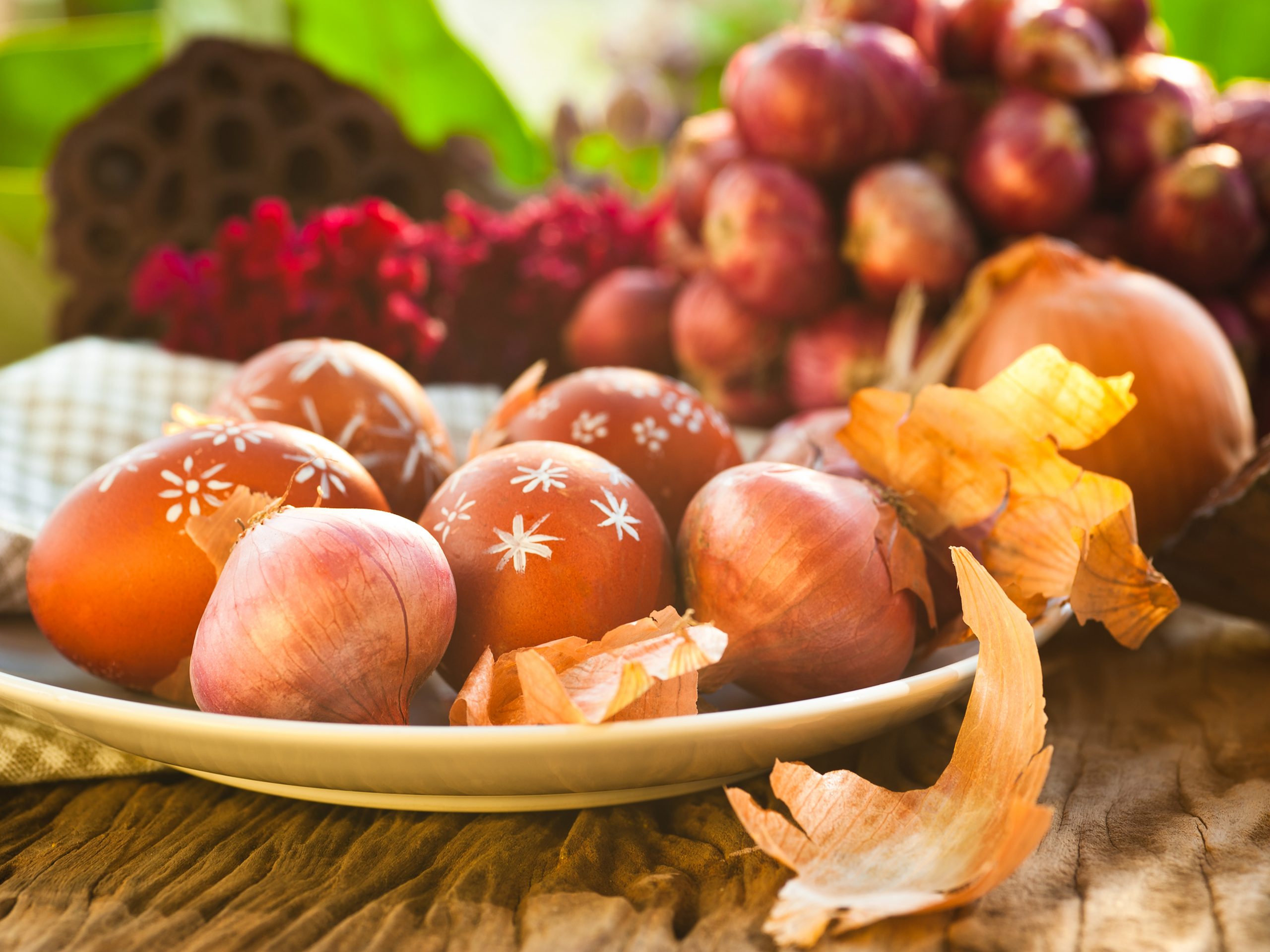 Comment teindre naturellement des oeufs?