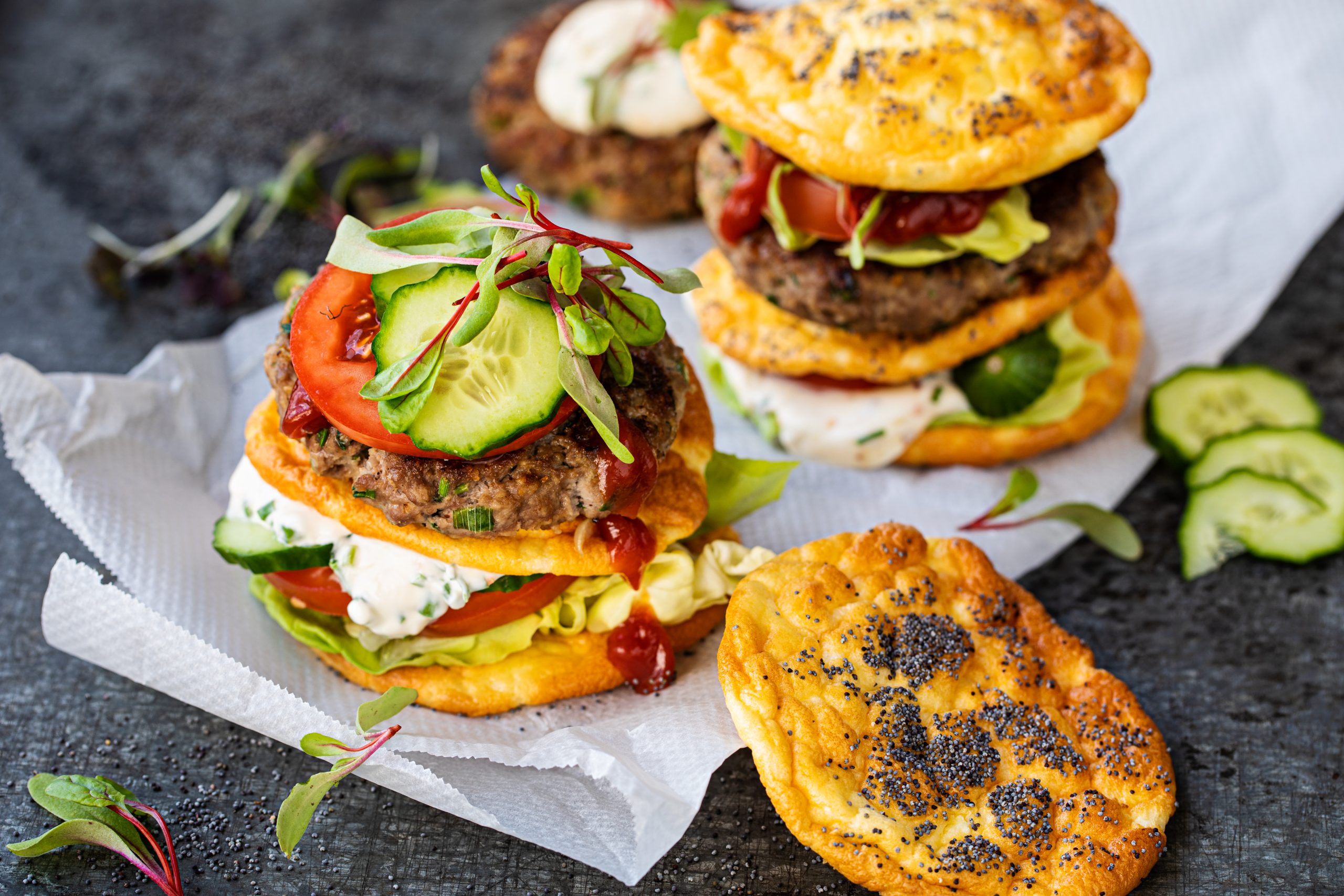 Cloud Bread Burger (Low Carb)