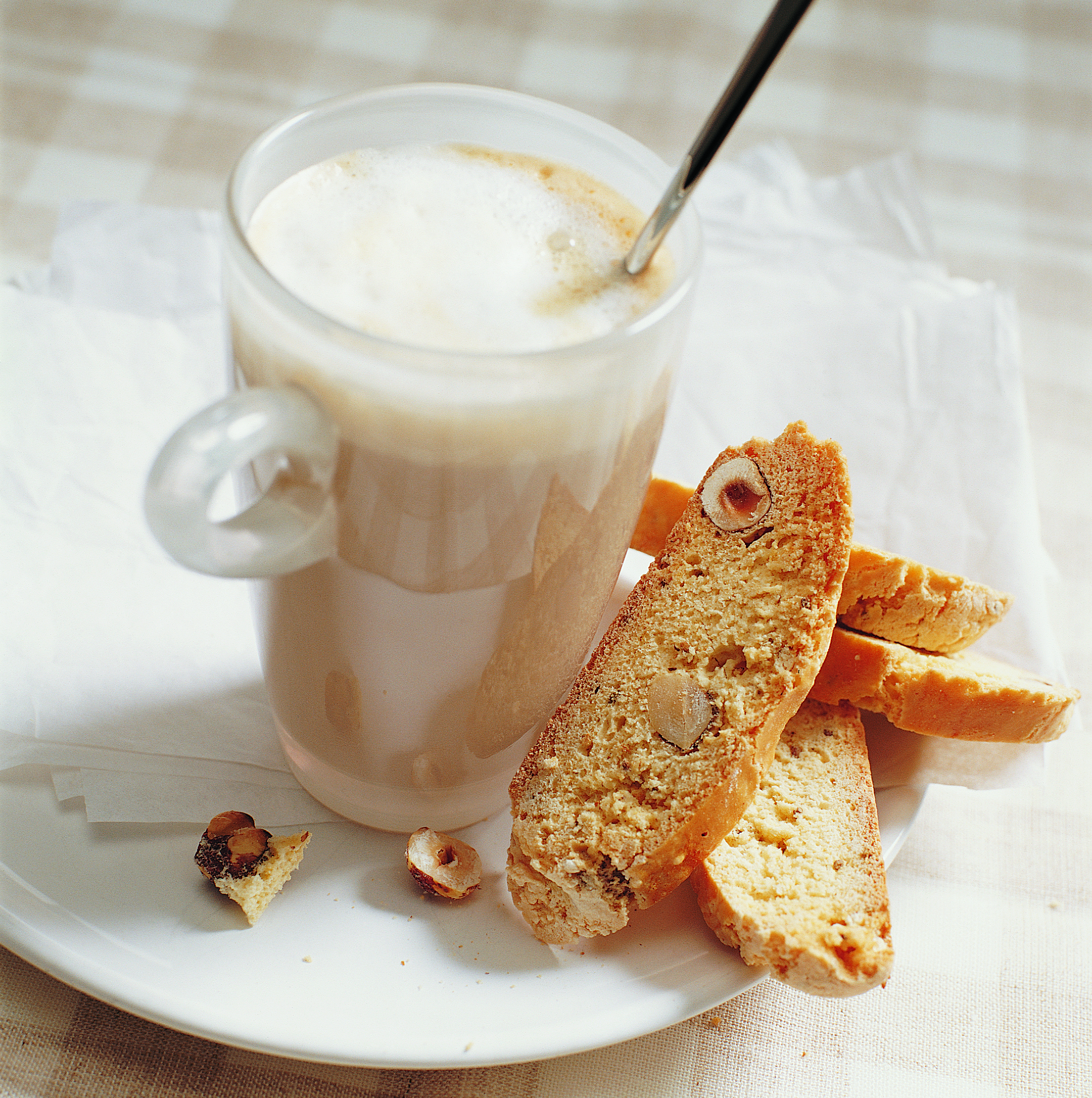 Anis-Haselnuss-Gebäck