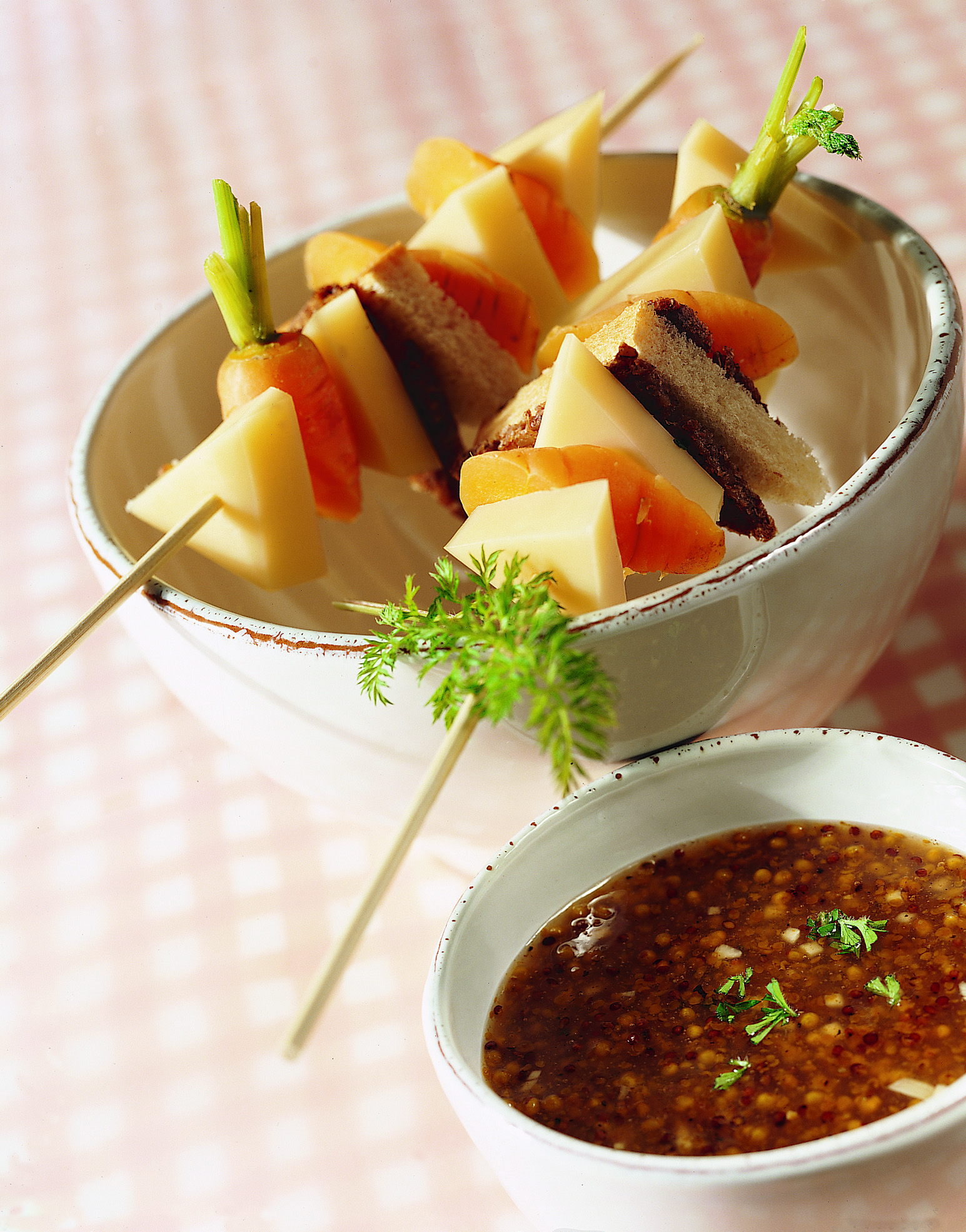 Brochettes apéro sauce aigre douce
