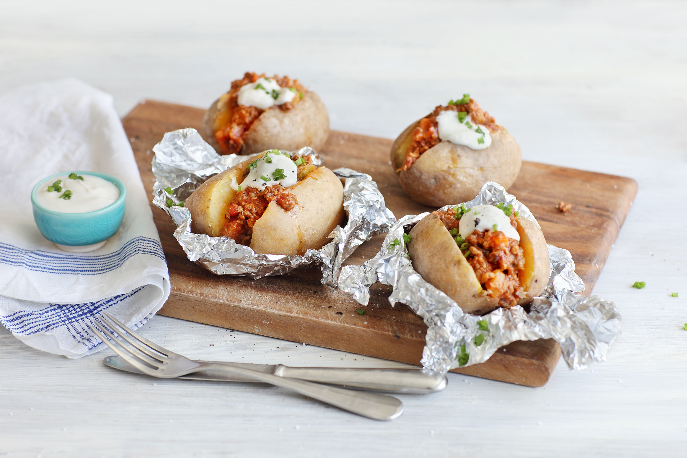 Baked Potatoes mit Gemüse-Hackfleischsauce