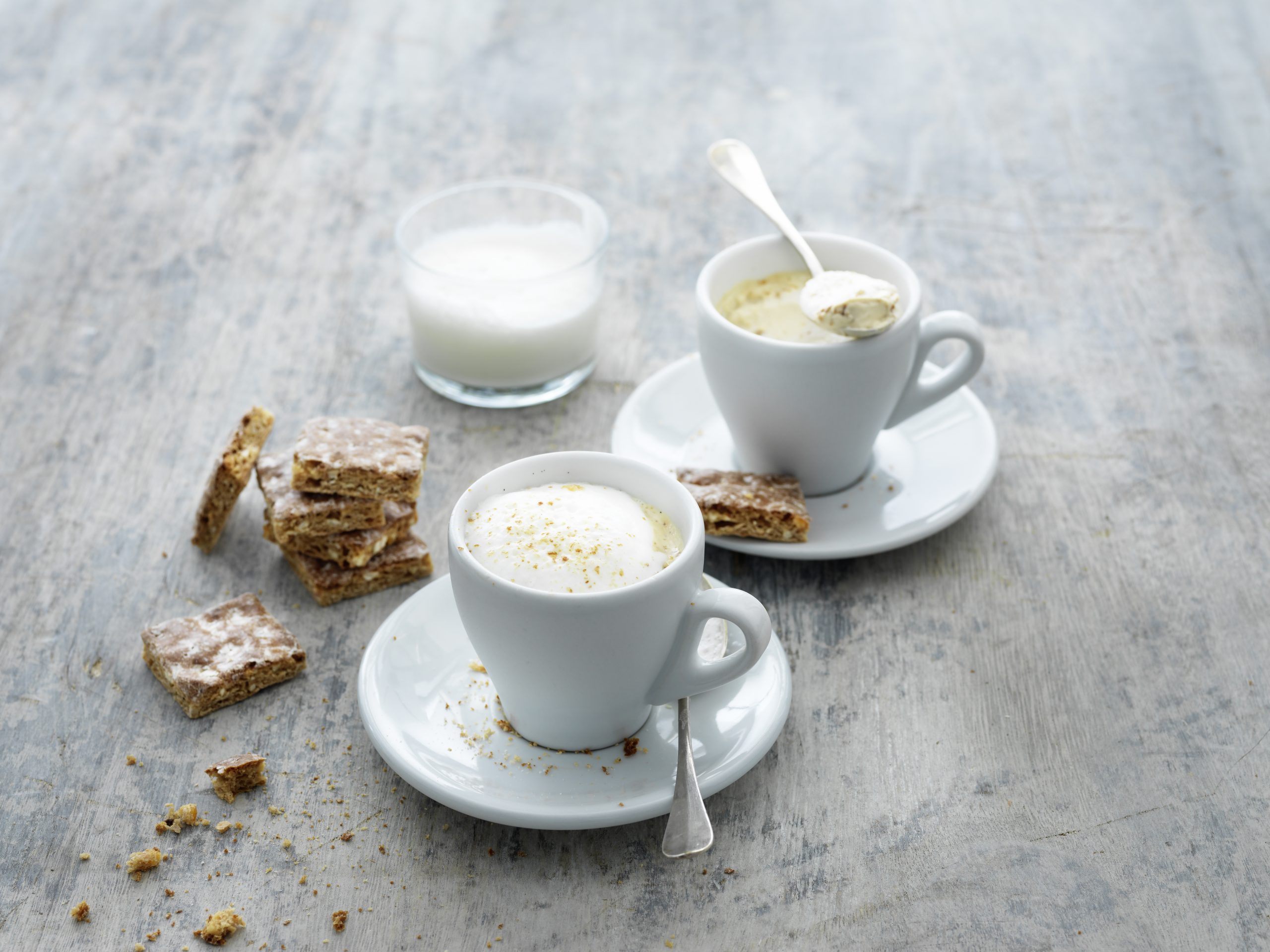 Basler Läckerli-Panna-cotta