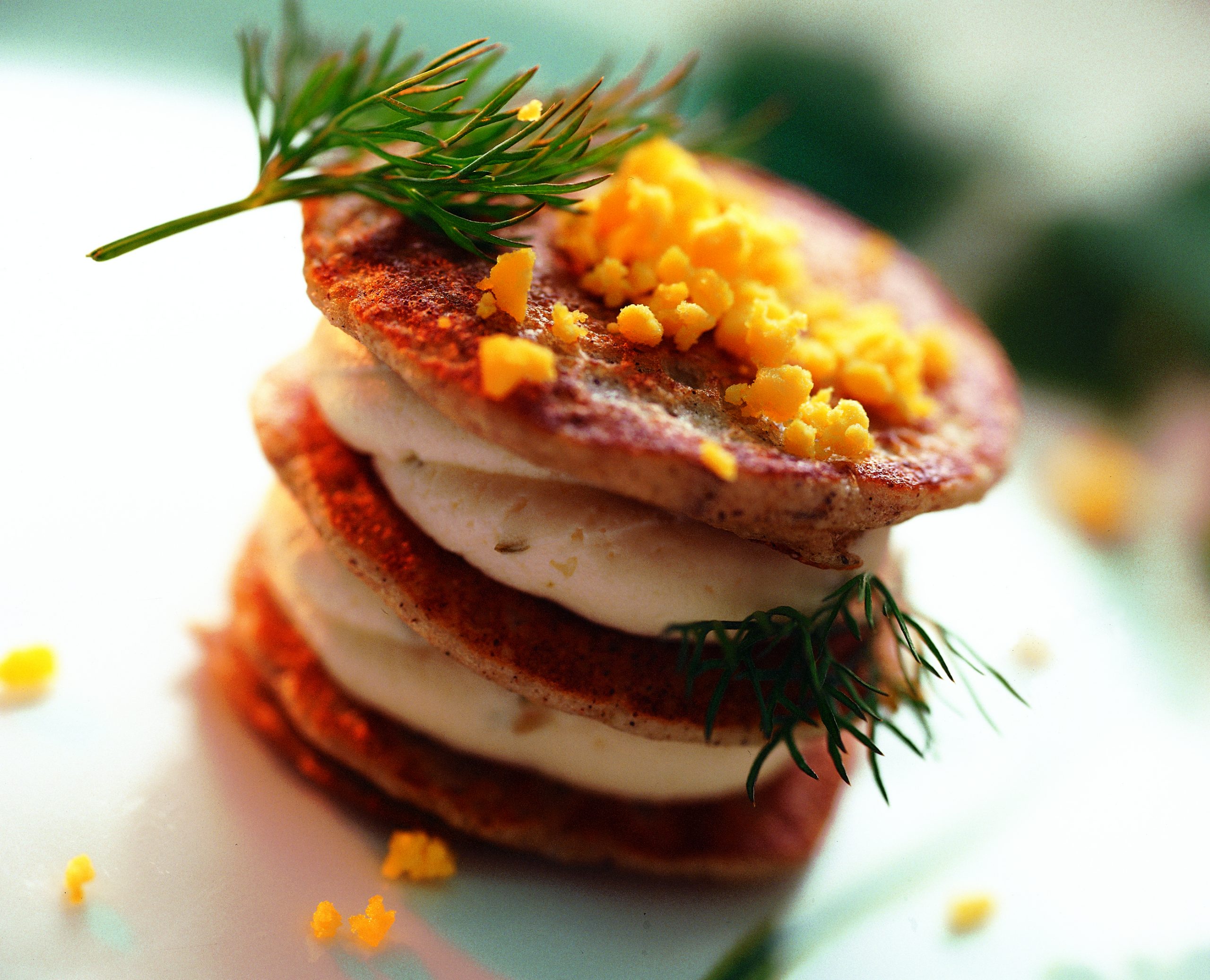 Blinis mit Frischkäse-Füllung