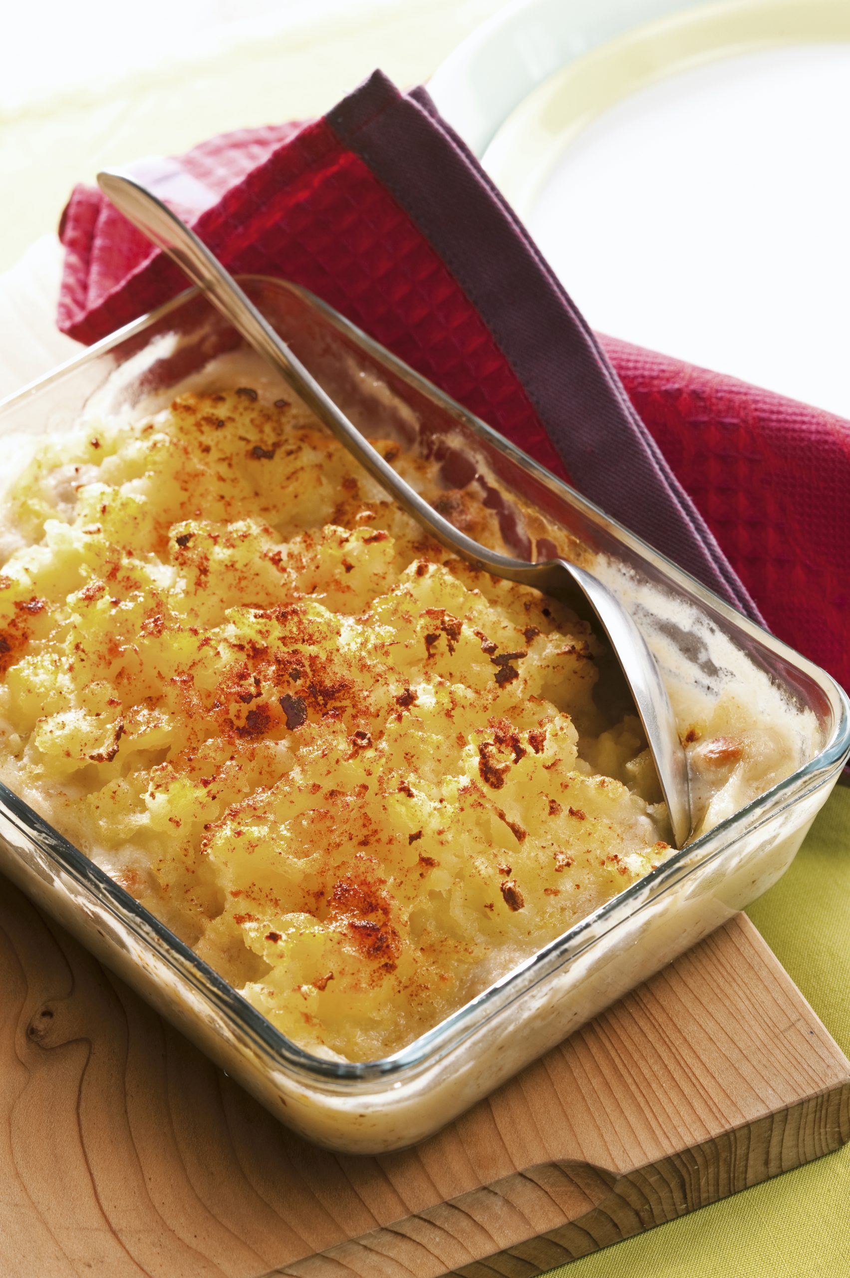 Gratin aux boulettes de viande hachée et à la purée de pommes de terre