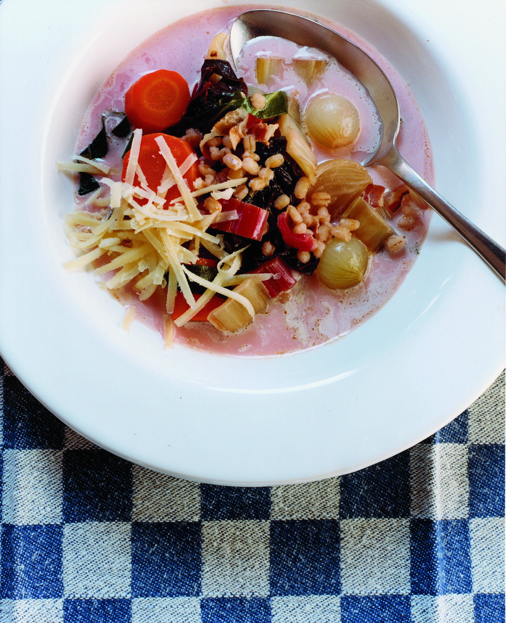 Bündner Gerstensuppe mit Krautstiel