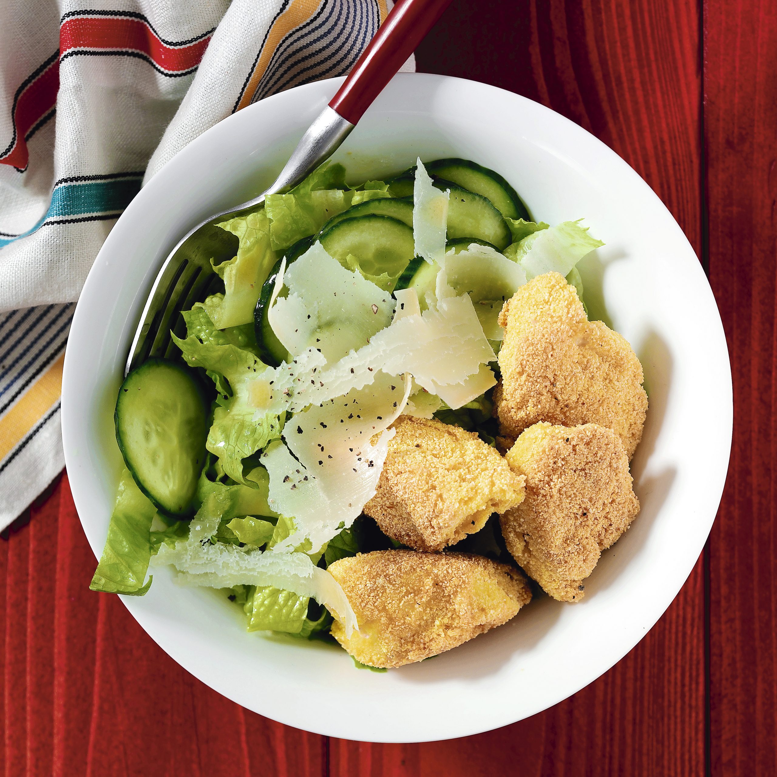 Caesar Salad mit Chicken-Nuggets