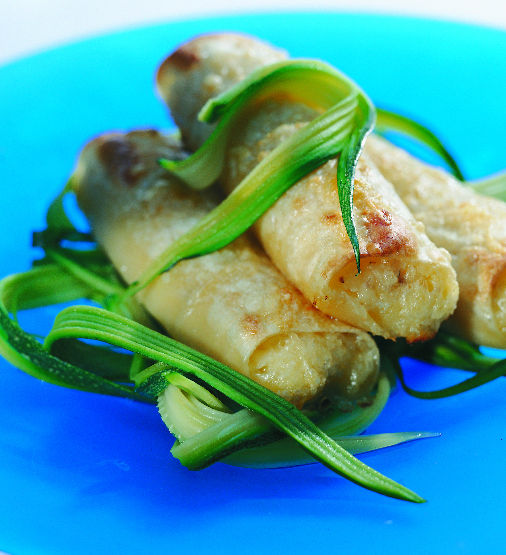 Cannelloni farcis sur lit de courgettes