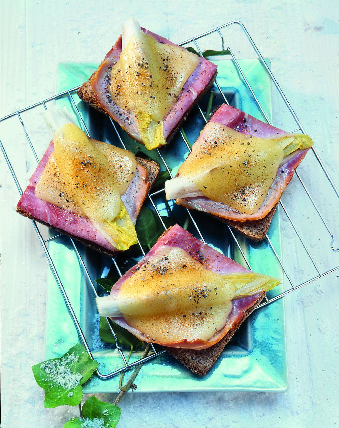Toasts jambon-endives