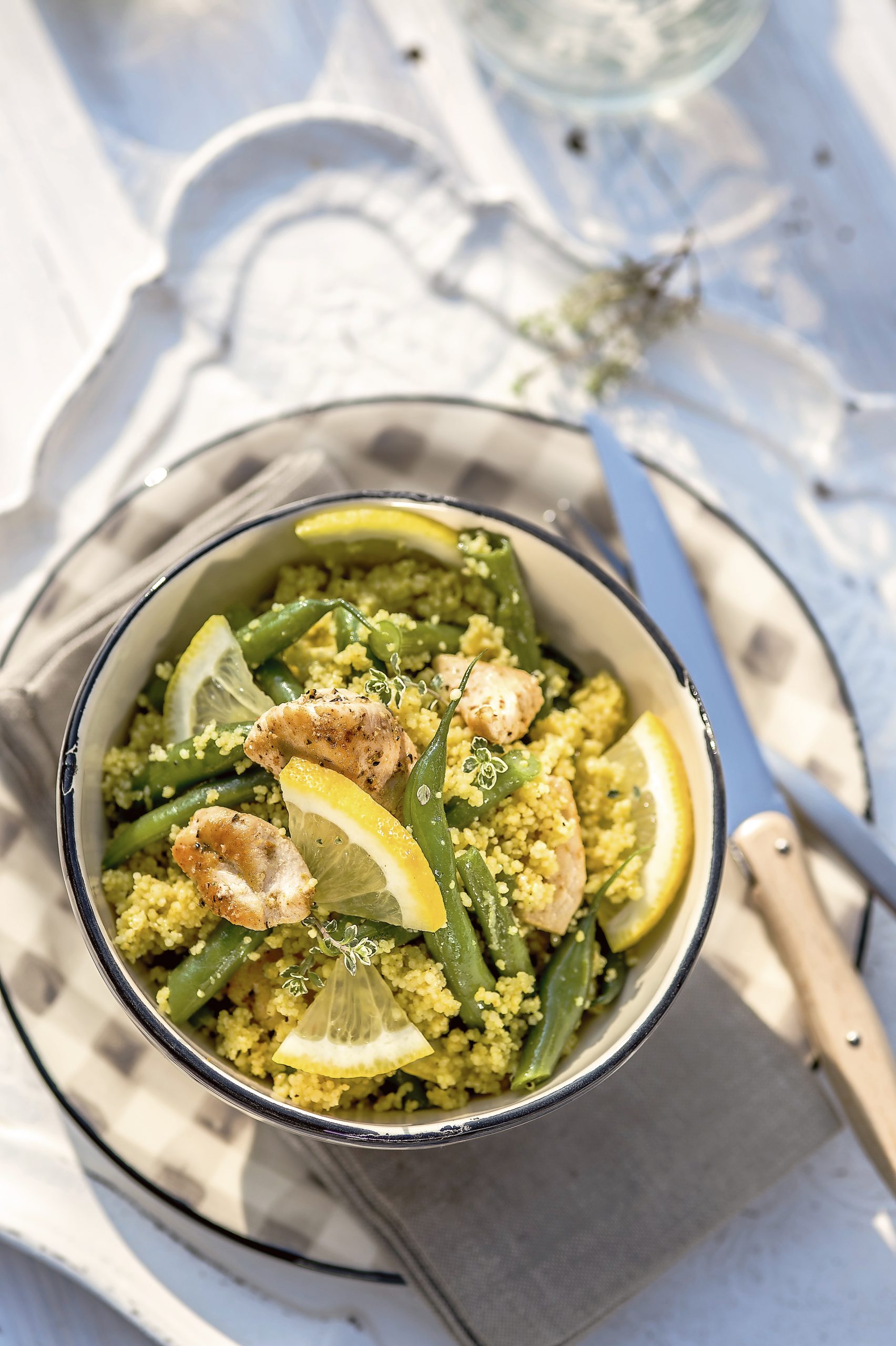 Couscous-Bohnen-Salat mit Zitronenpoulet