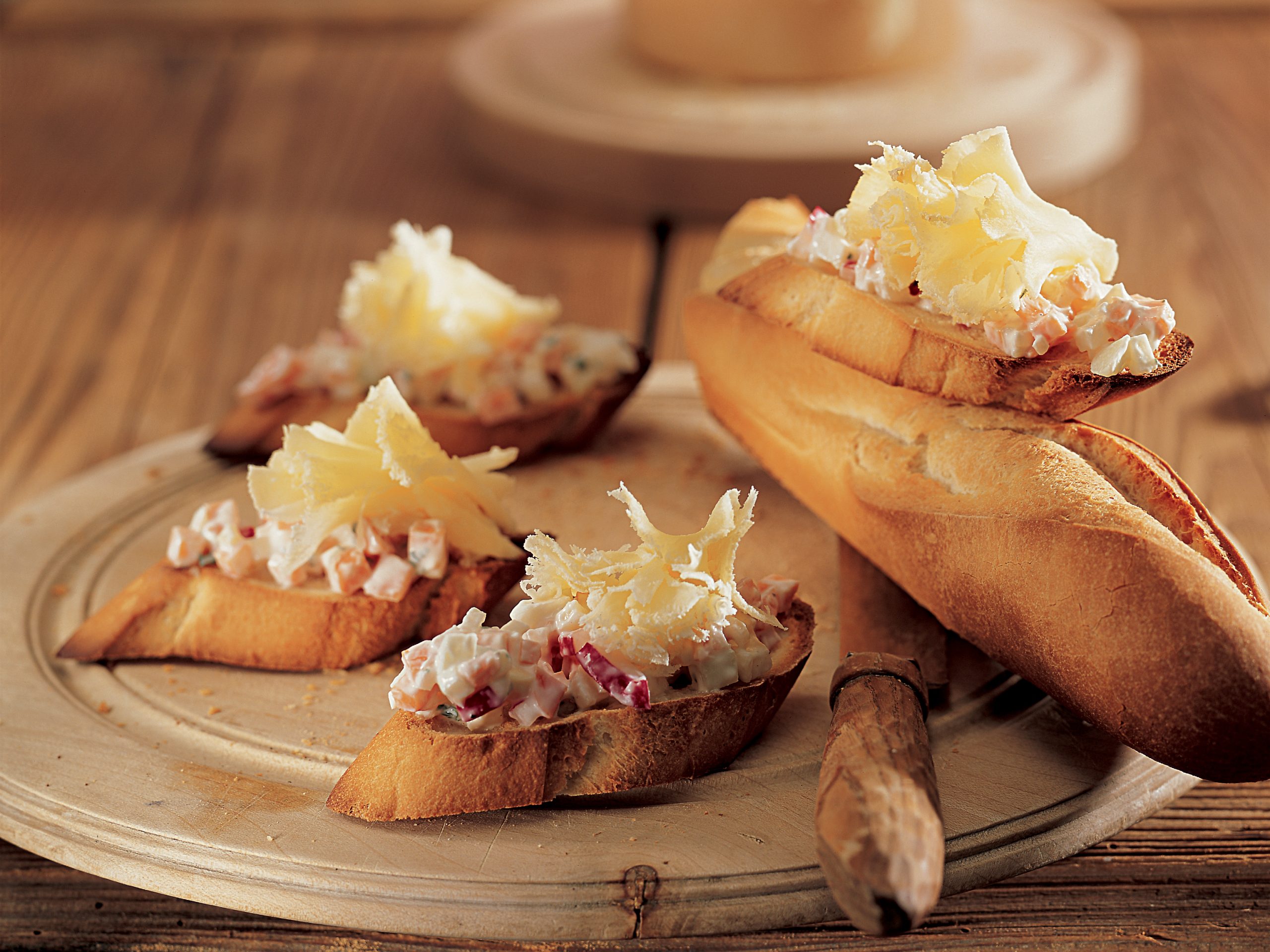 Crostini mit Tête de Moine
