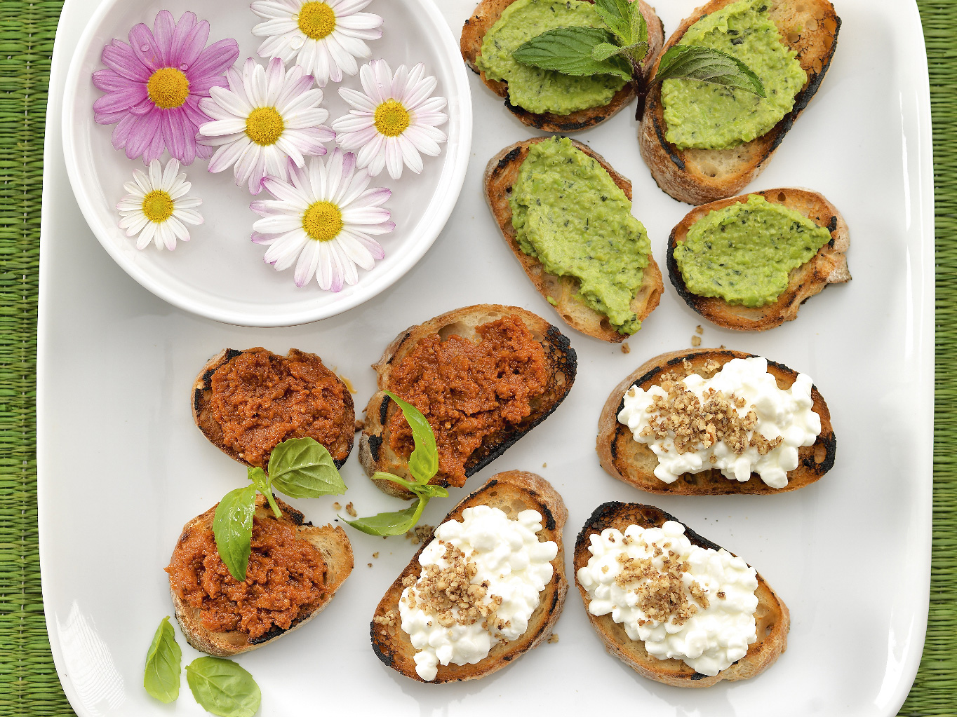 Dreierlei Crostini