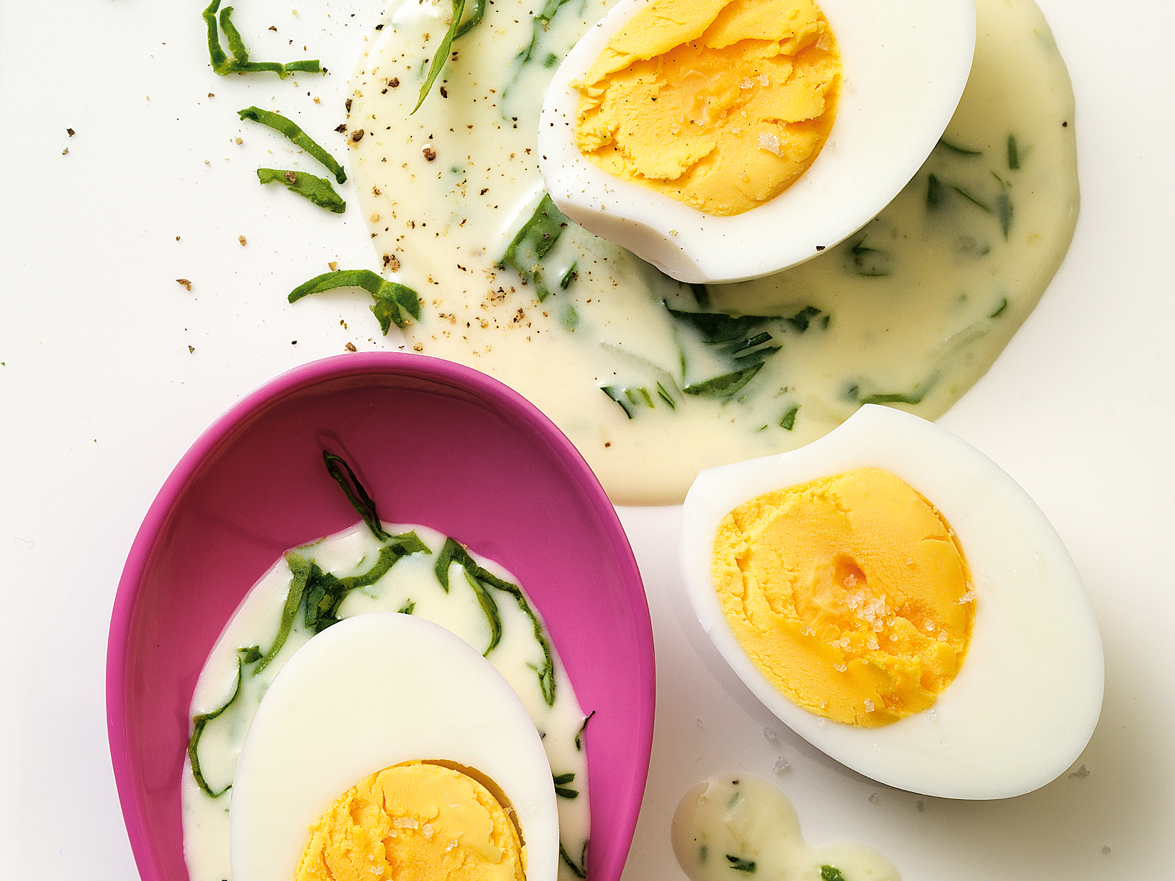 Oeufs sauce à l'ail des ours