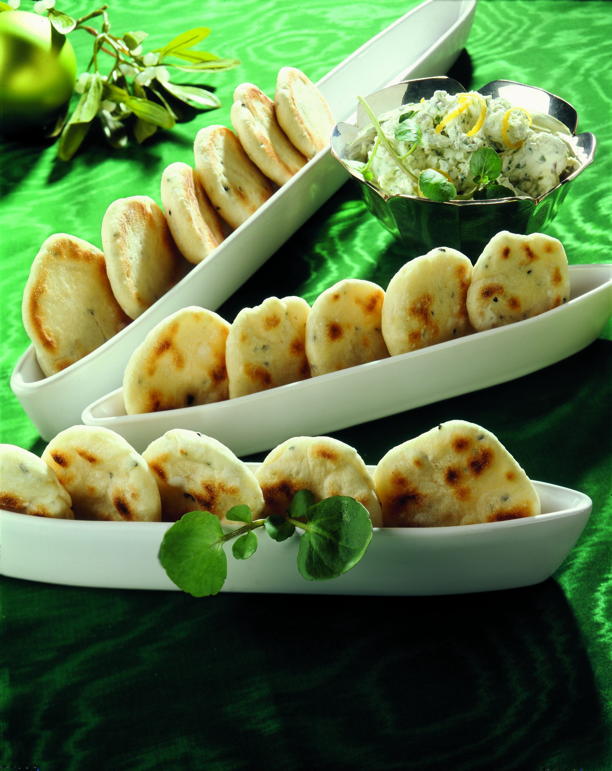Frischkäse-Kresse-Crème mit Pfannen-Brötli
