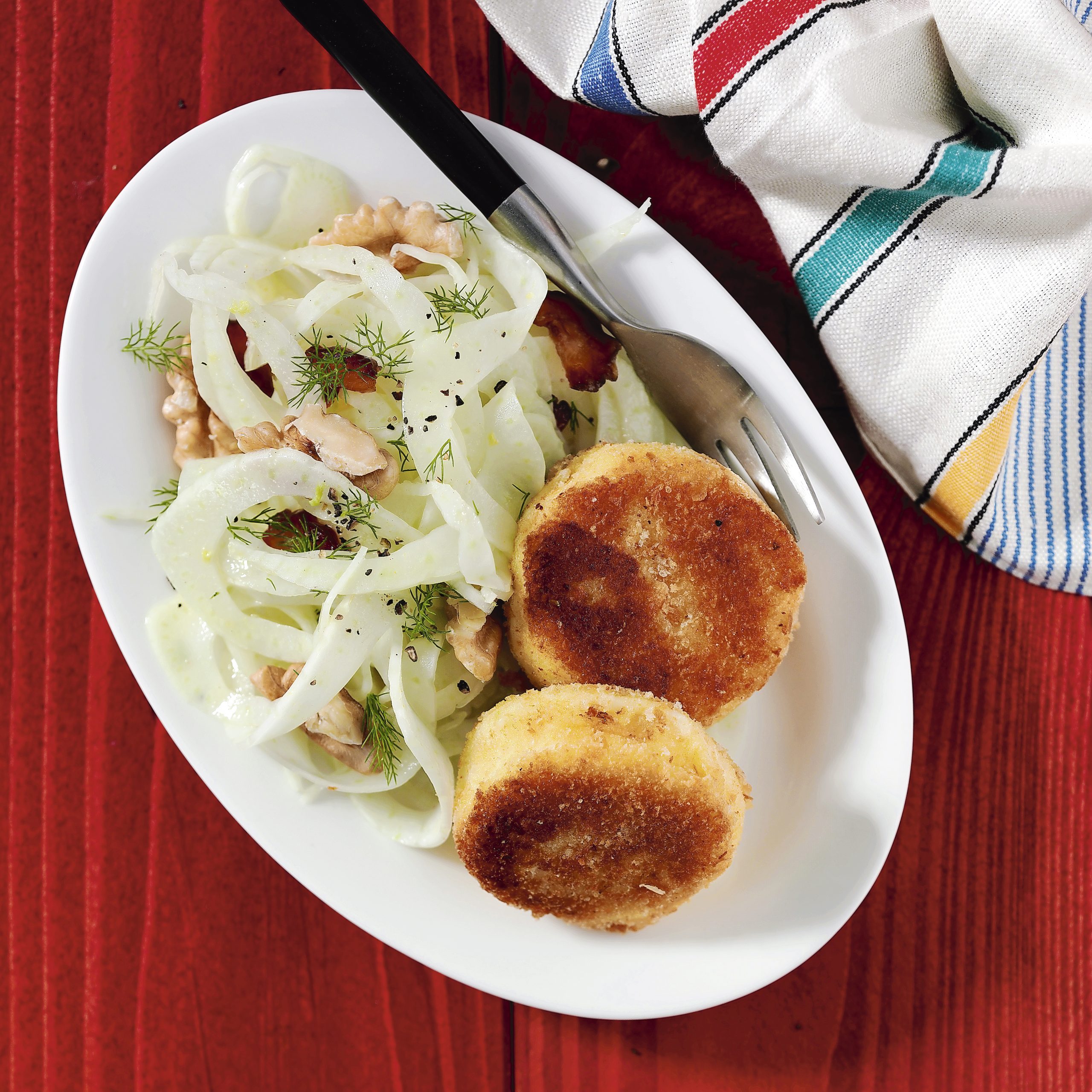 Tommes panées et salade de fenouil