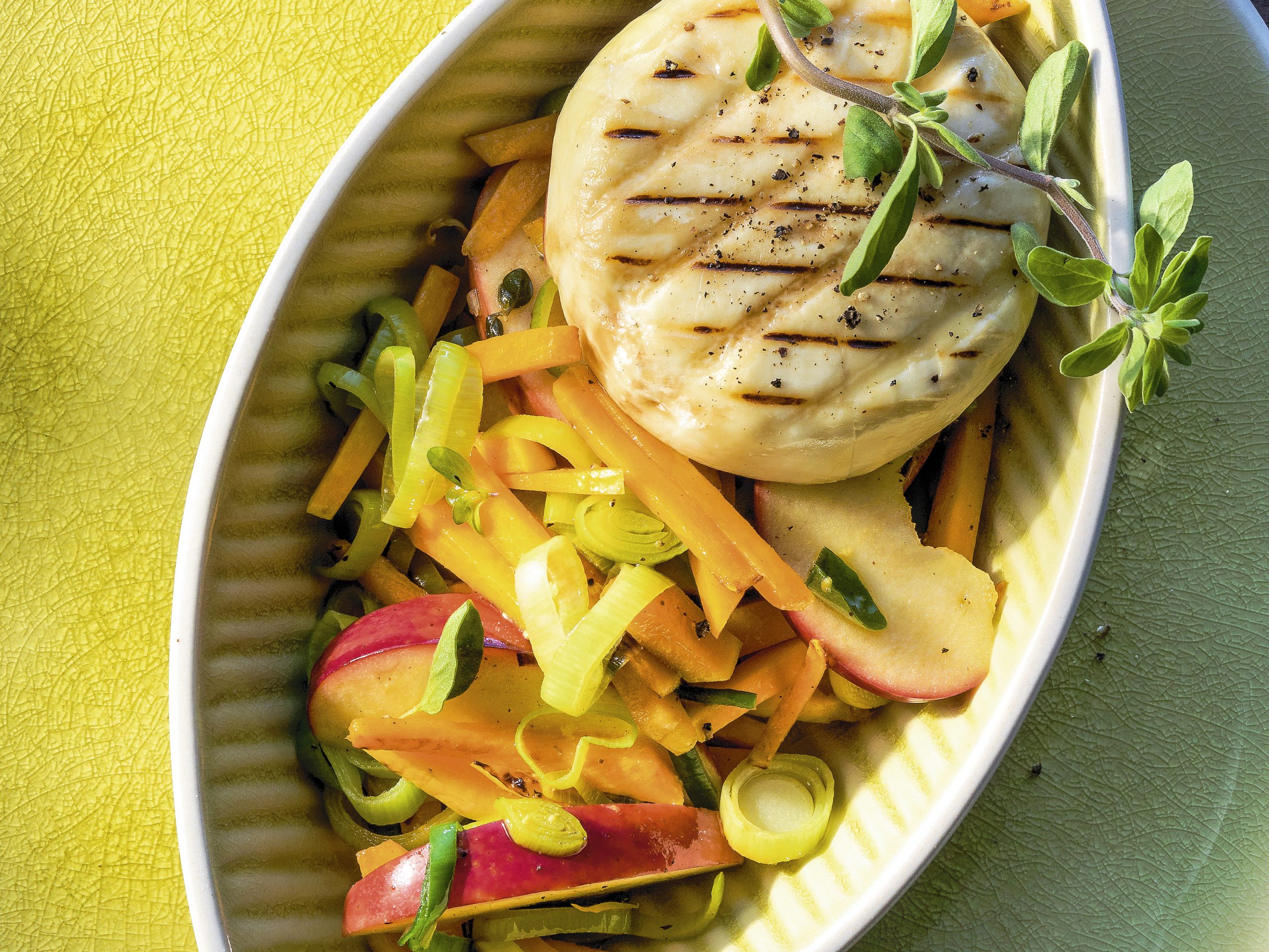 Salade de courge grillée à la tomme