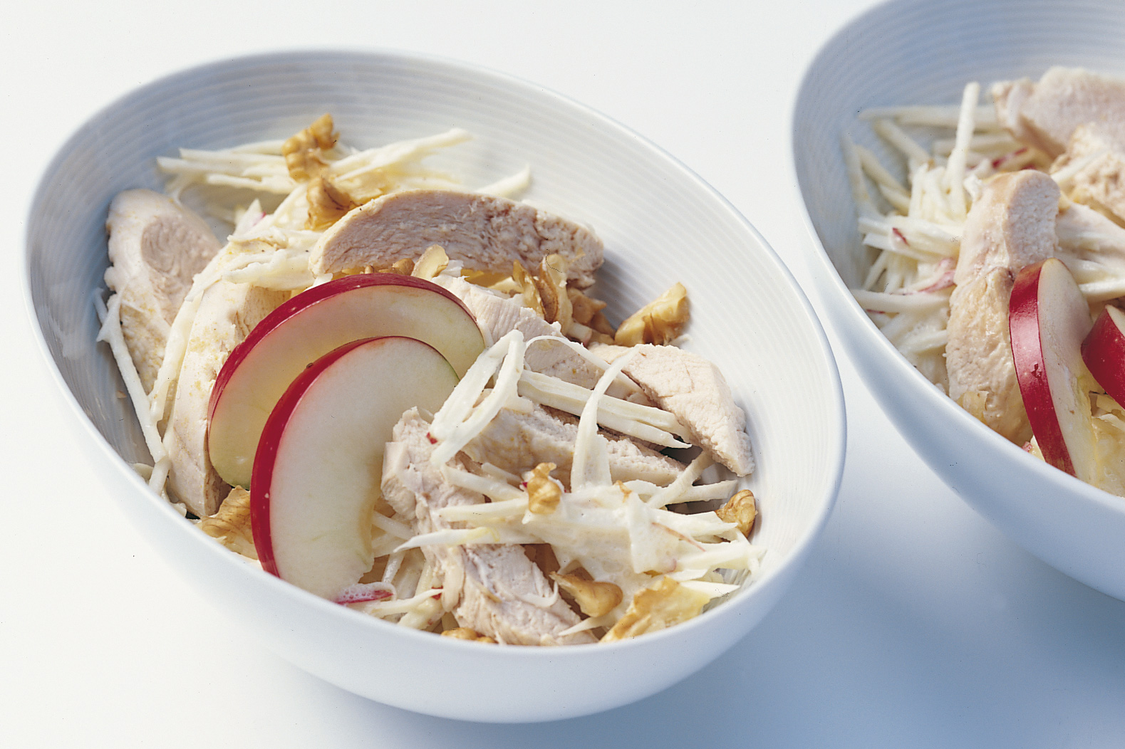Salade de volaille et de pommes à la crème acidulée