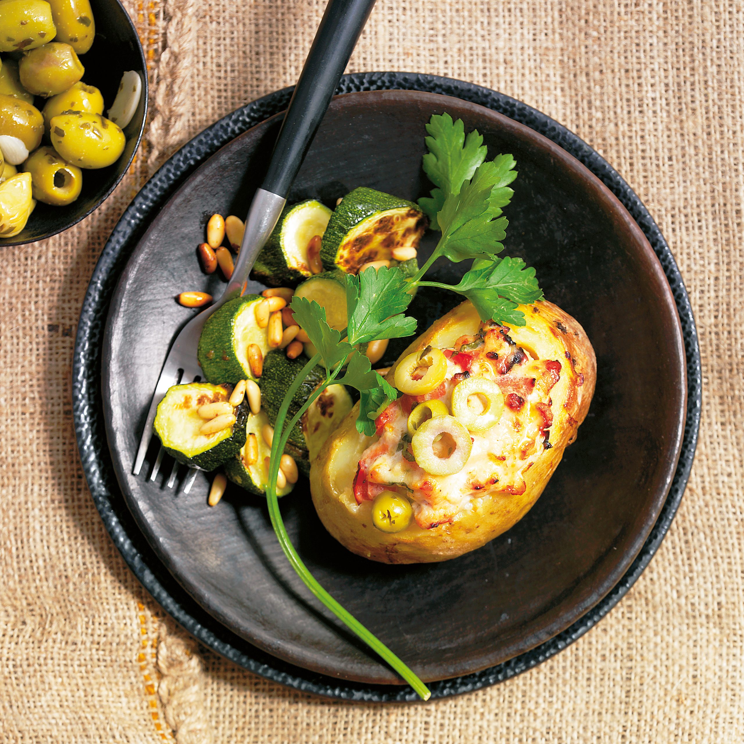Gefüllte Kartoffeln mit Zucchini
