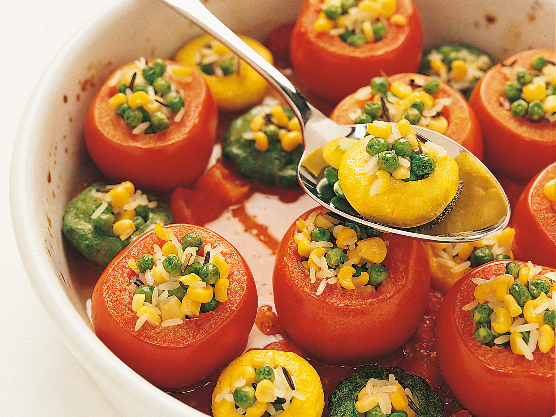 Gefüllte Tomaten und Mini-Patissons mit Reis