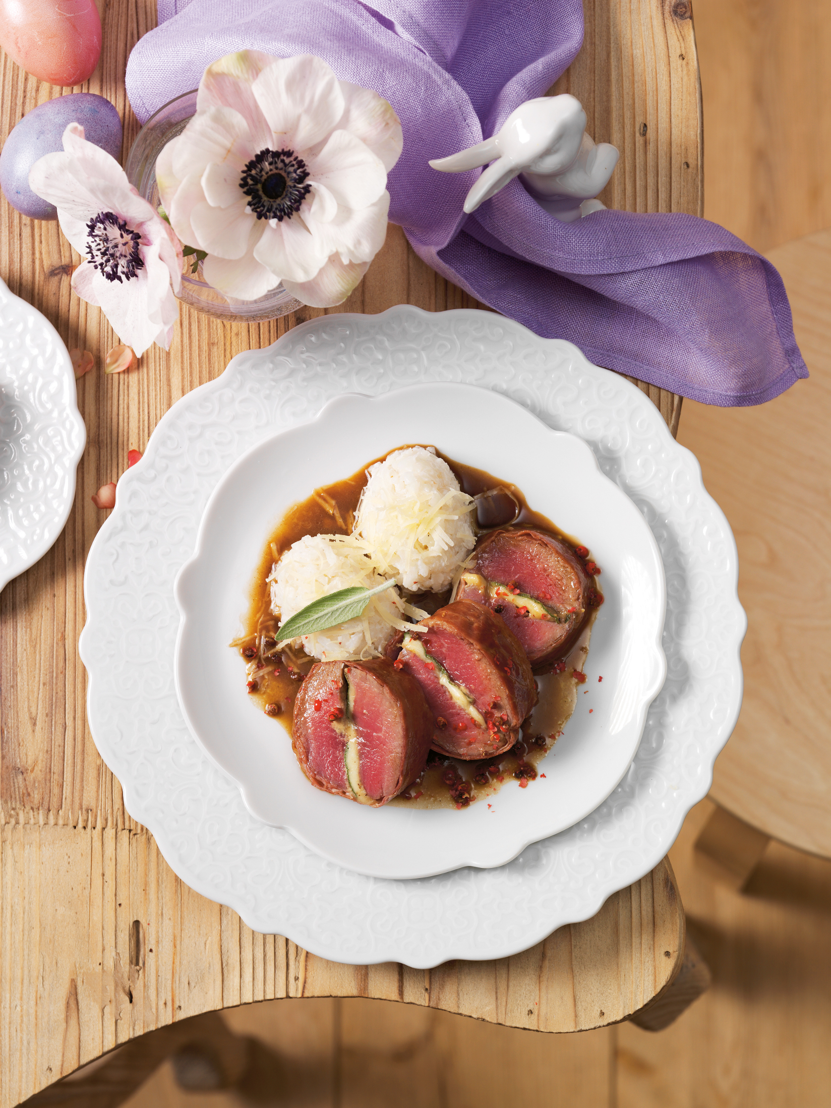 Agneau farci en robe de jambon