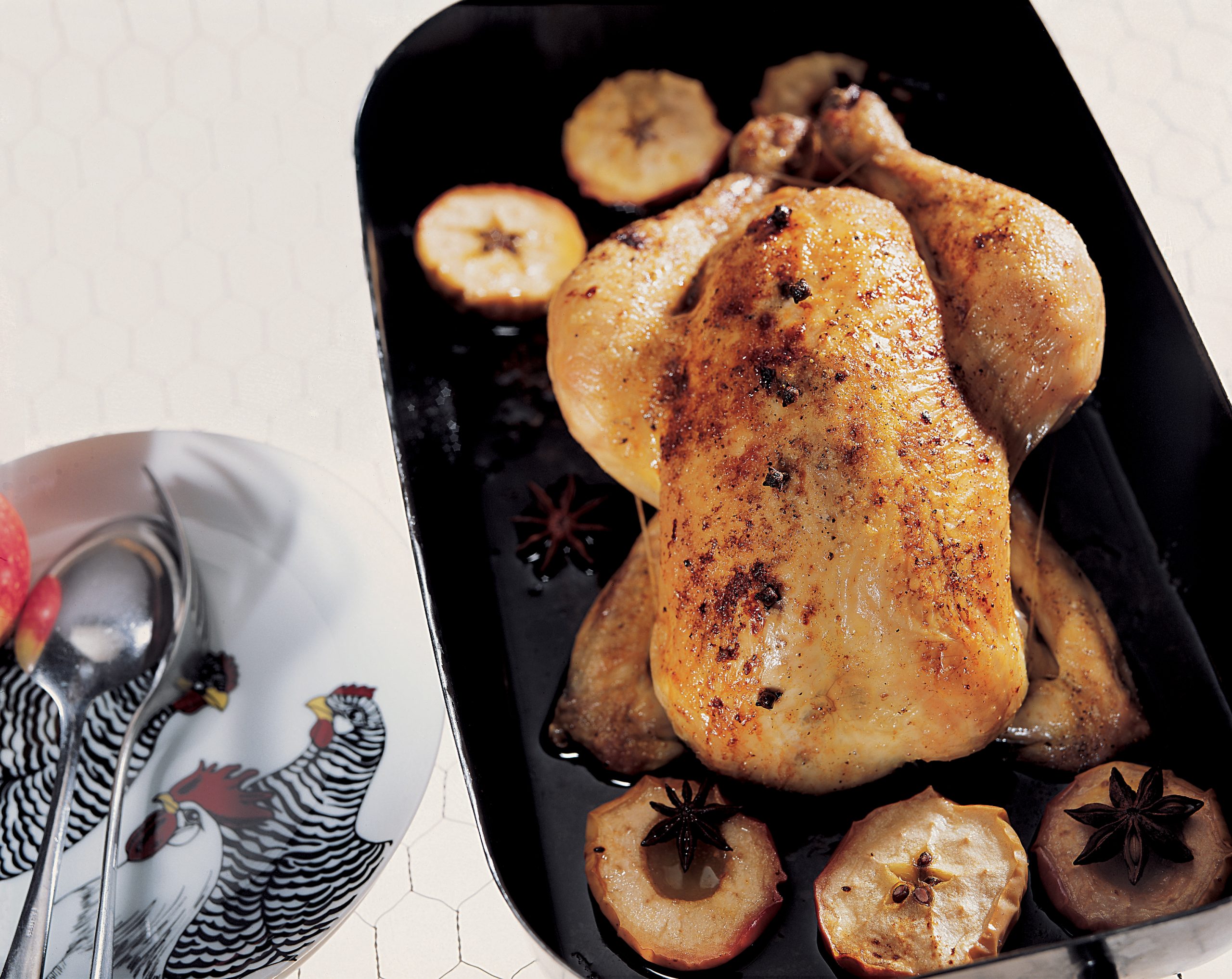 Poulet farci et pommes au four