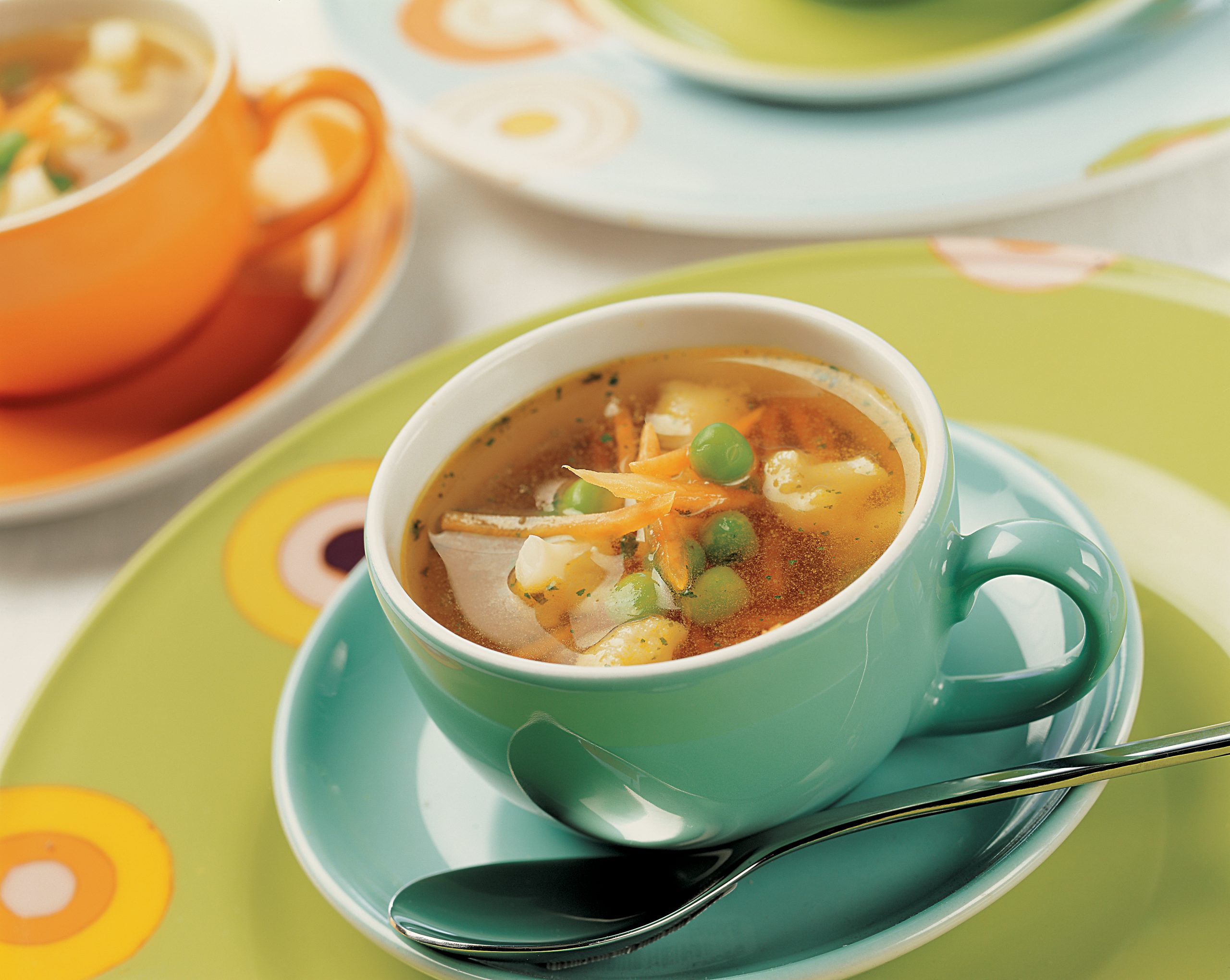 Bouillon de légumes au chou-fleur et aux carottes