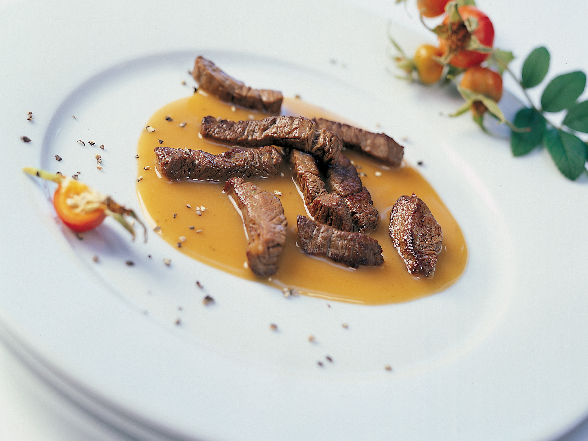 Geschnetzeltes vom Reh an Sanddornsauce