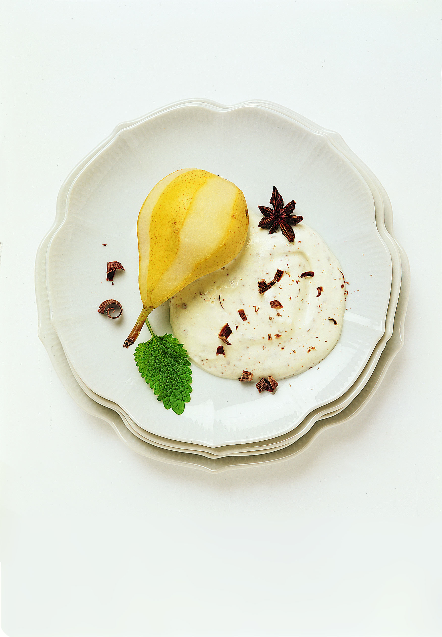 Poires aux épices, crème stracciatella