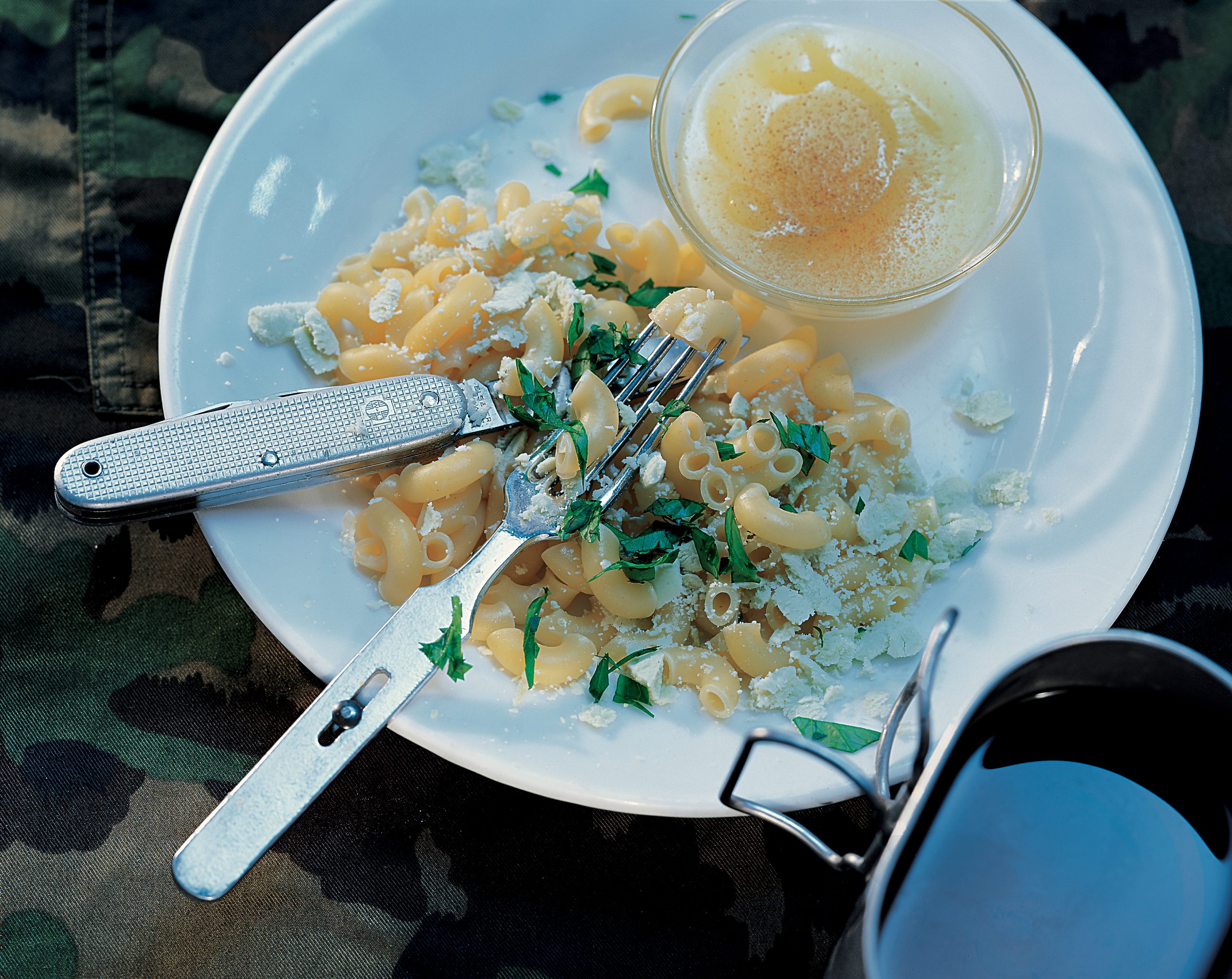 Cornettes à la glaronnaise et purée de pommes