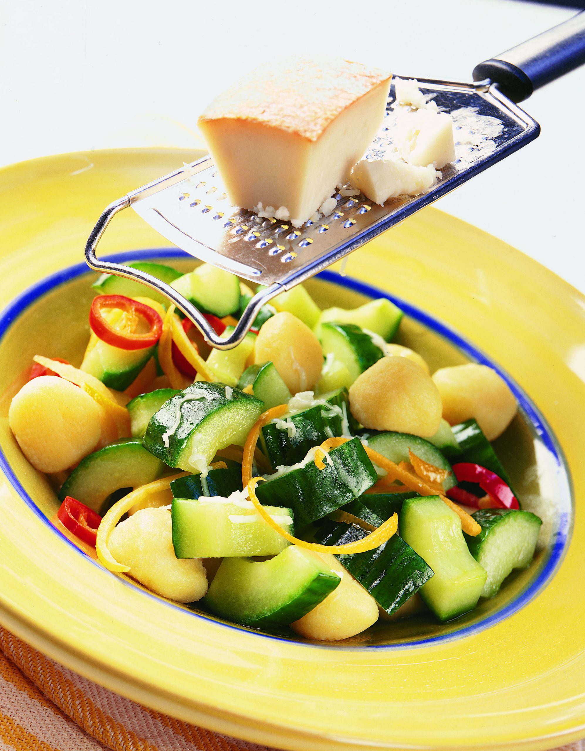 Gnocchi mit Gurkengemüse
