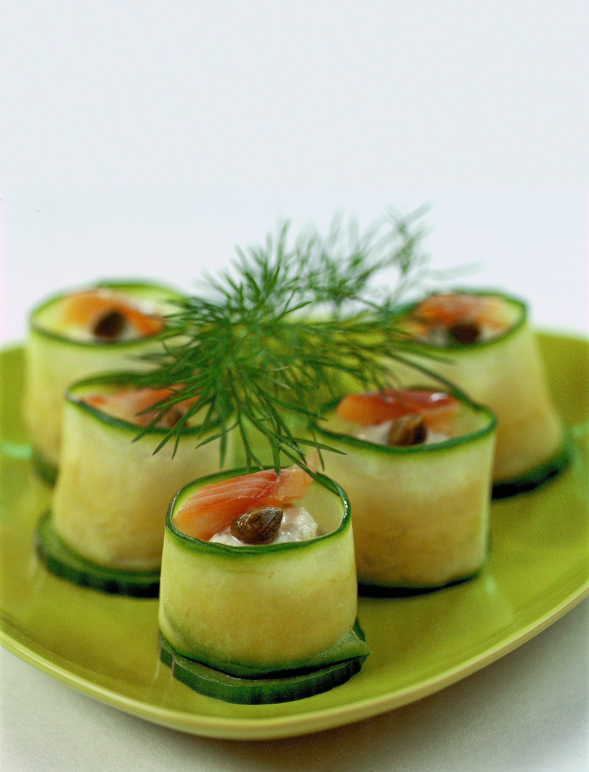 Gurken-Fisch-Röllchen