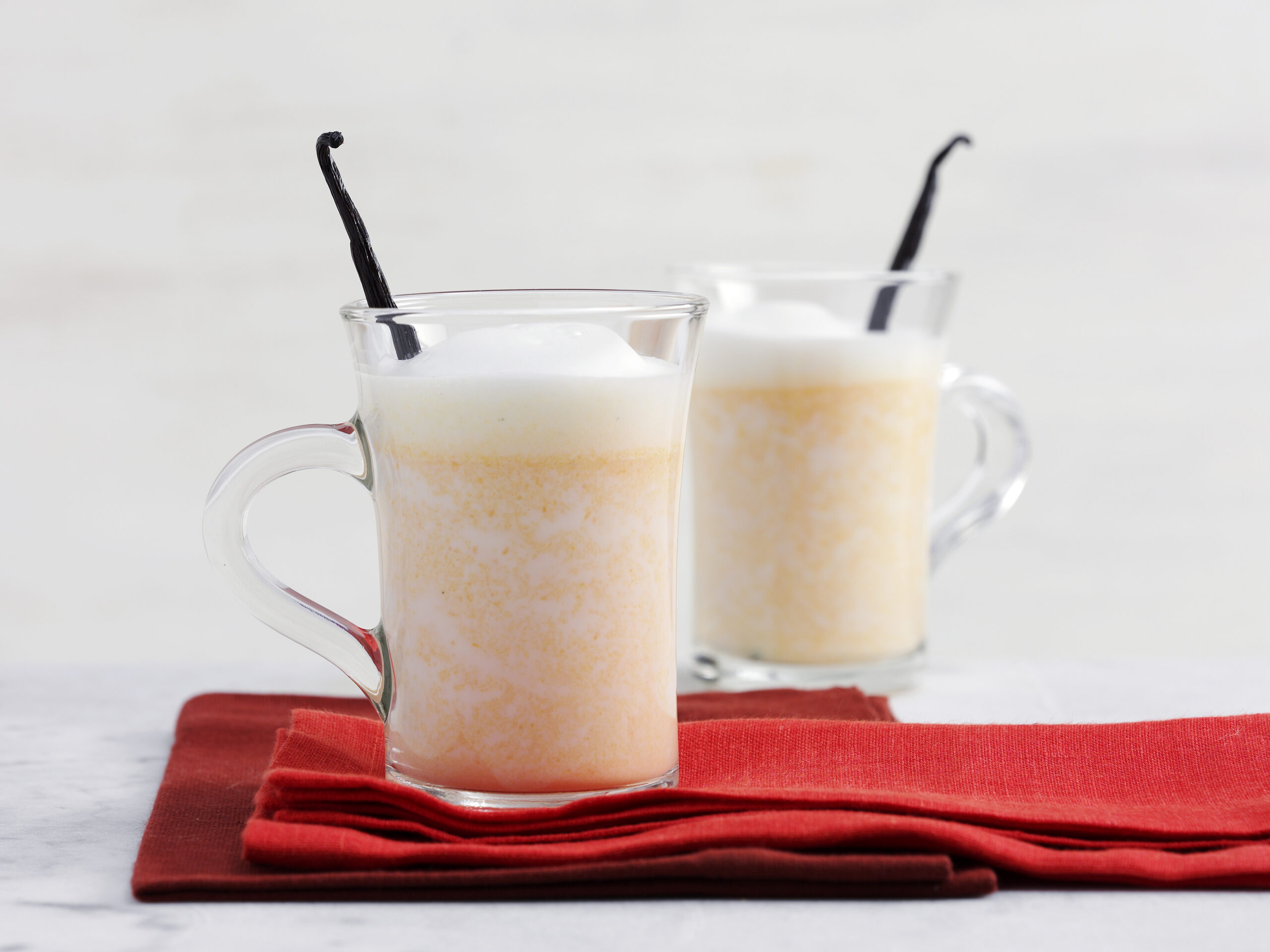 Kürbis-Milch mit Vanilleschaum