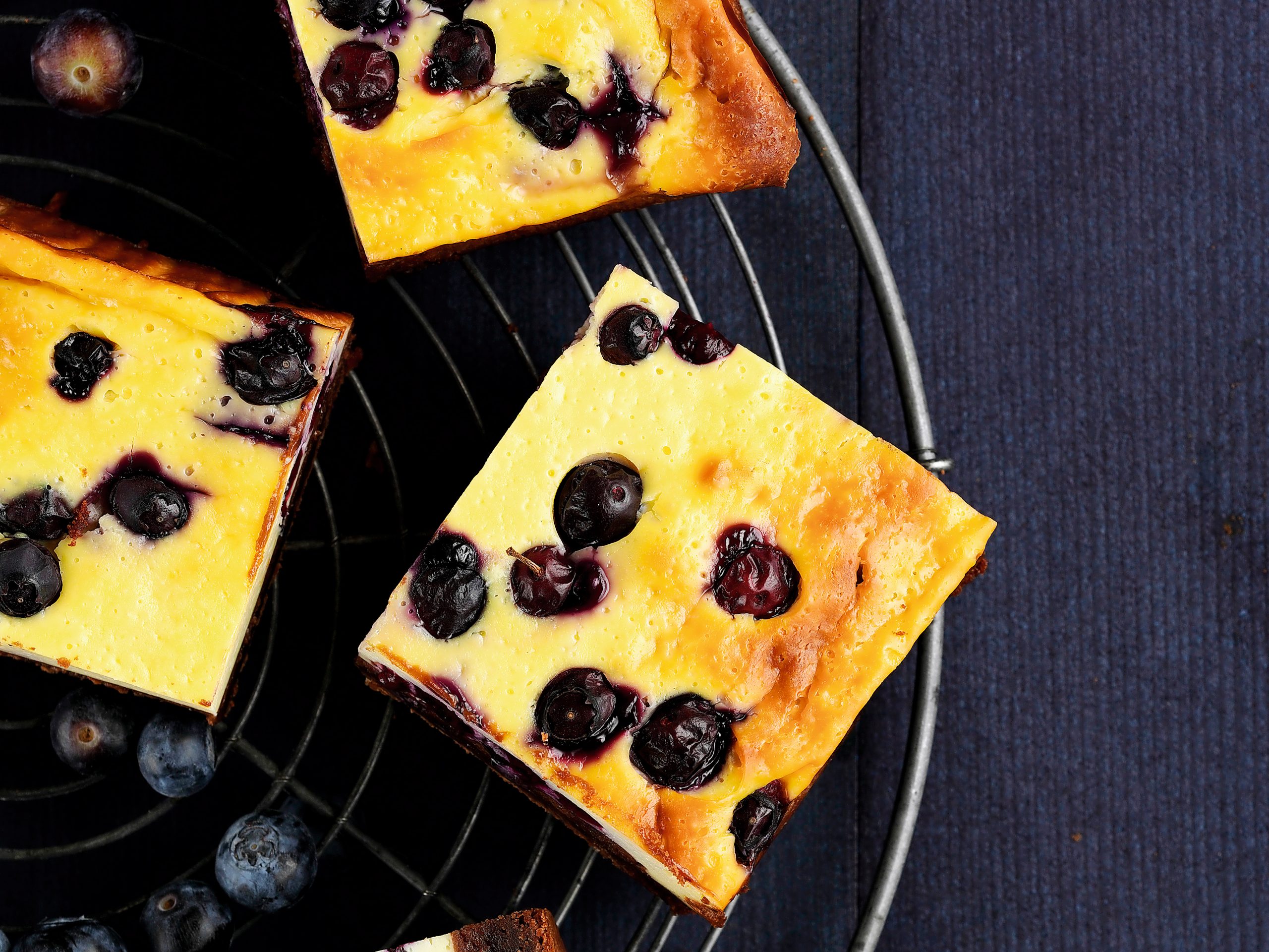 Cheesecakebrownie aux myrtilles