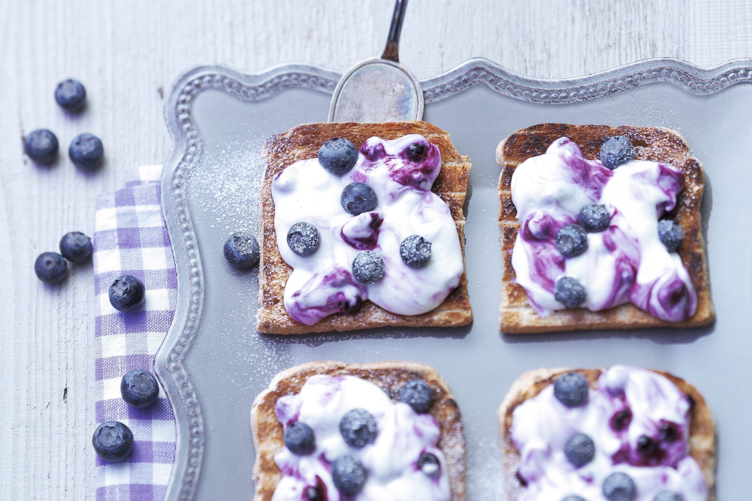 Toast aux myrtilles