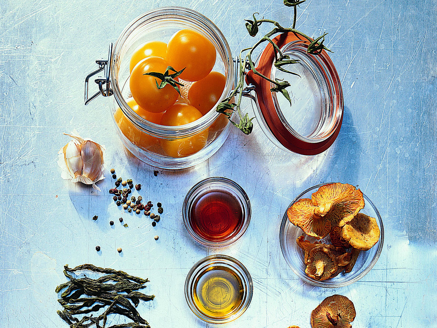 Remplissage à chaud et condiment aigre-doux