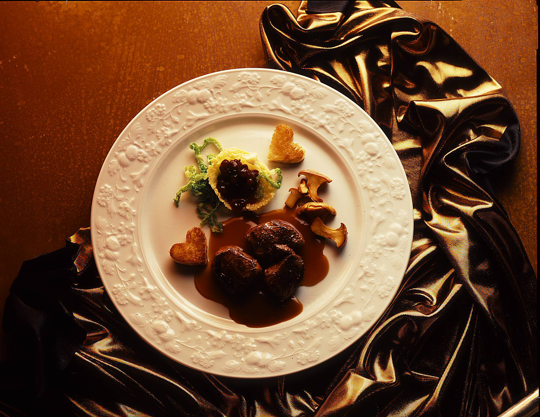 Hirsch-Medaillons mit Honigsauce