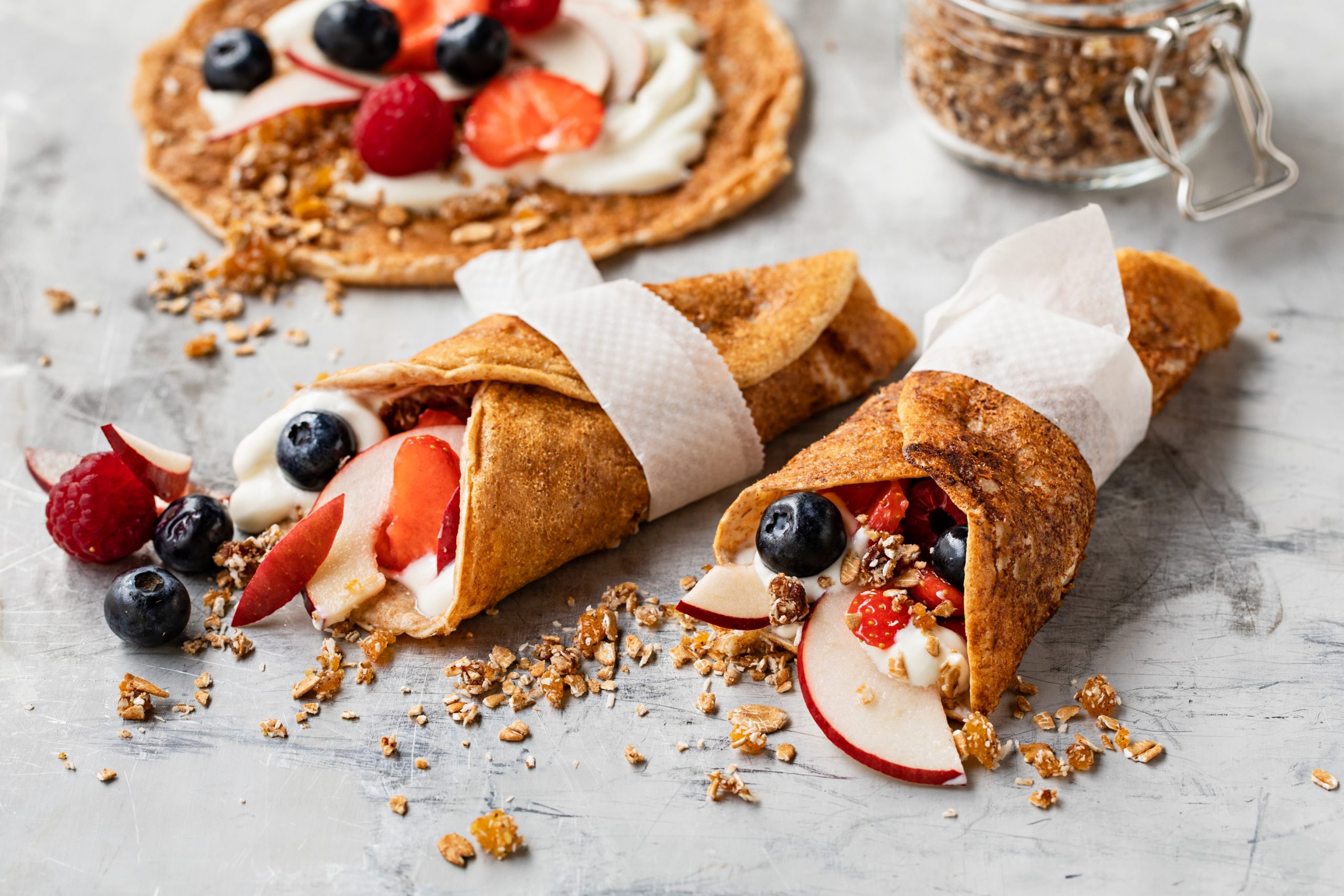 Wraps au yogourt et rawnola pour le petit-déjeuner