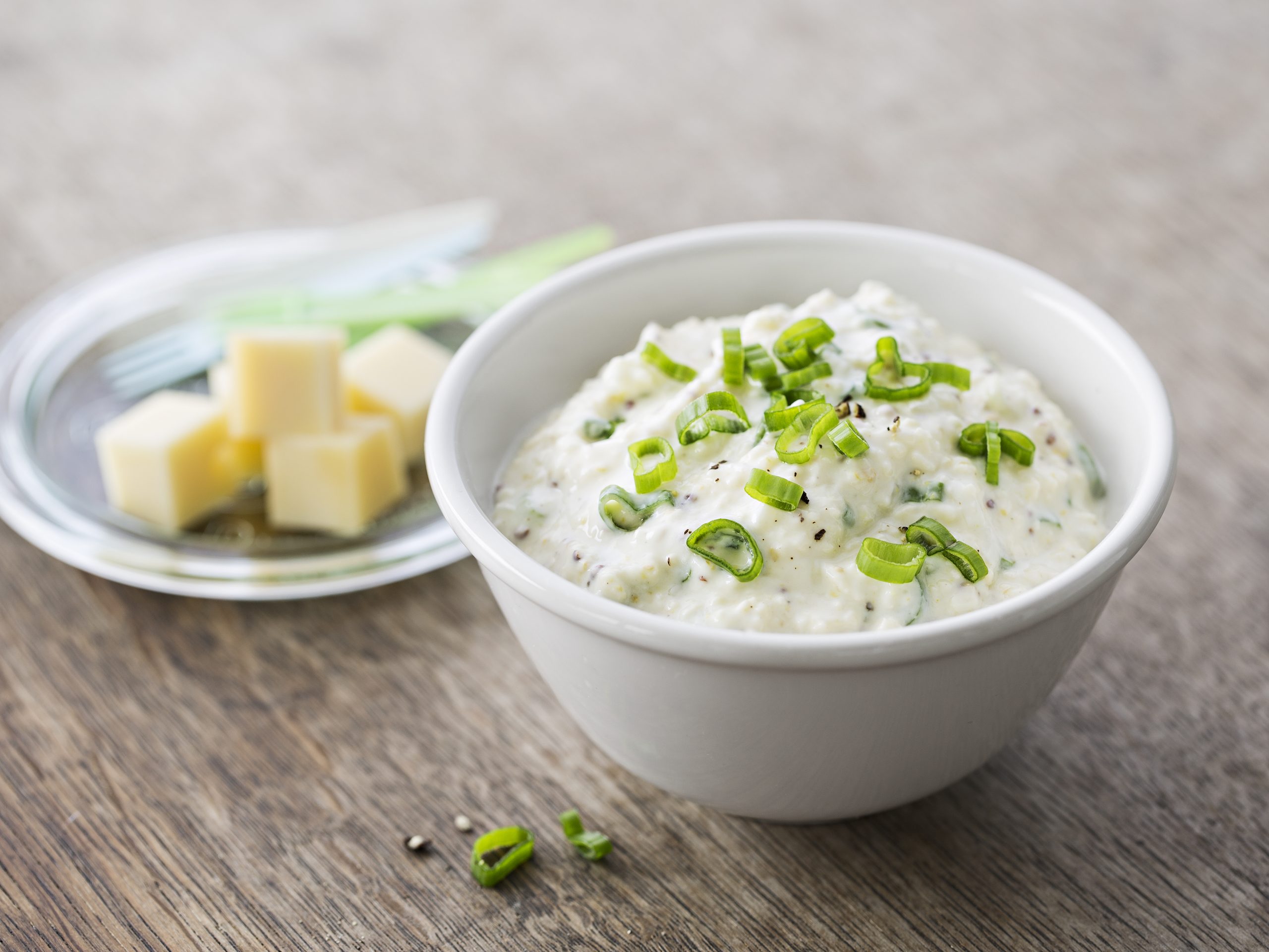 Joghurt-Käse-Senf-Sauce (Fondue Chinoise oder Dip)