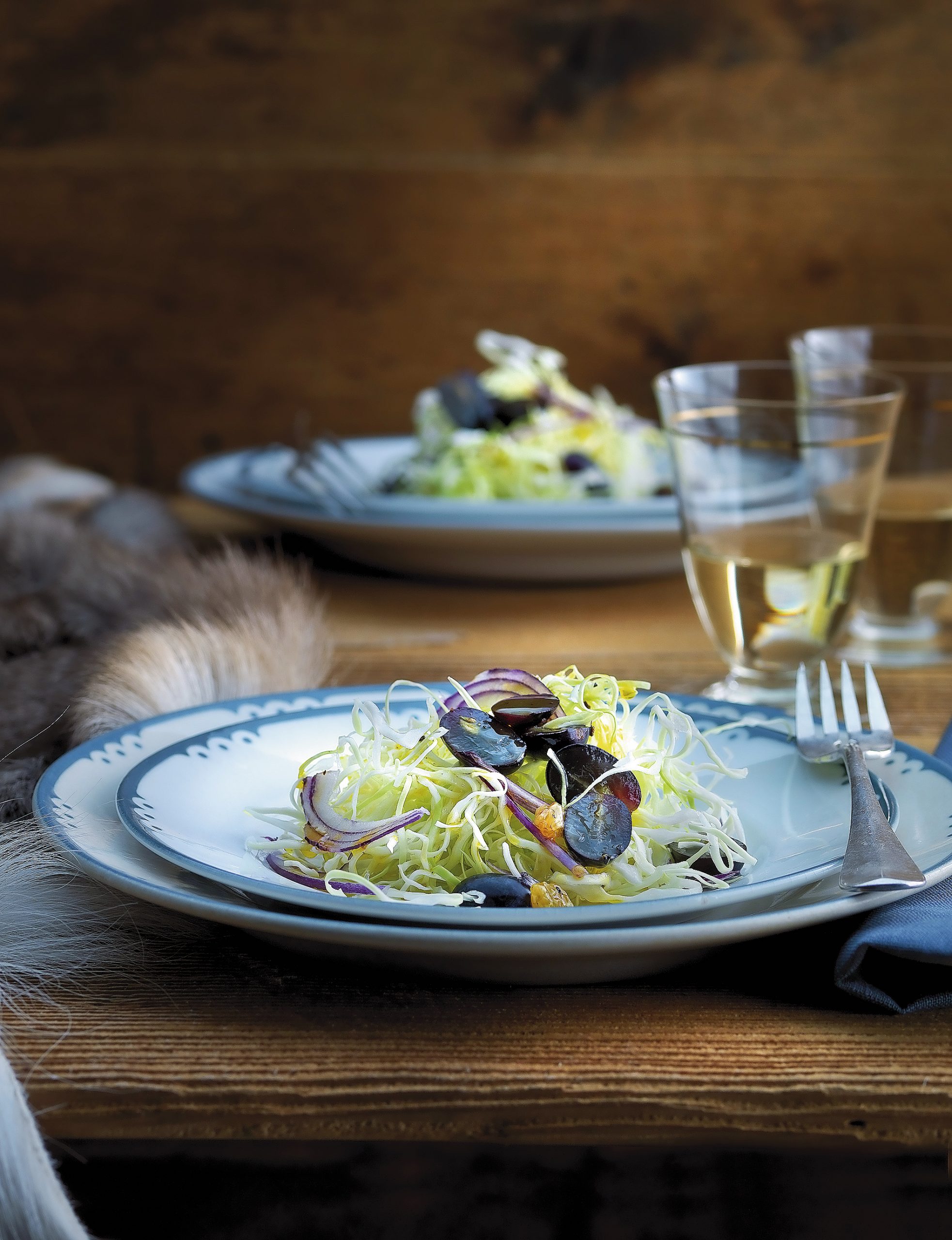 Salade de chou aux raisins