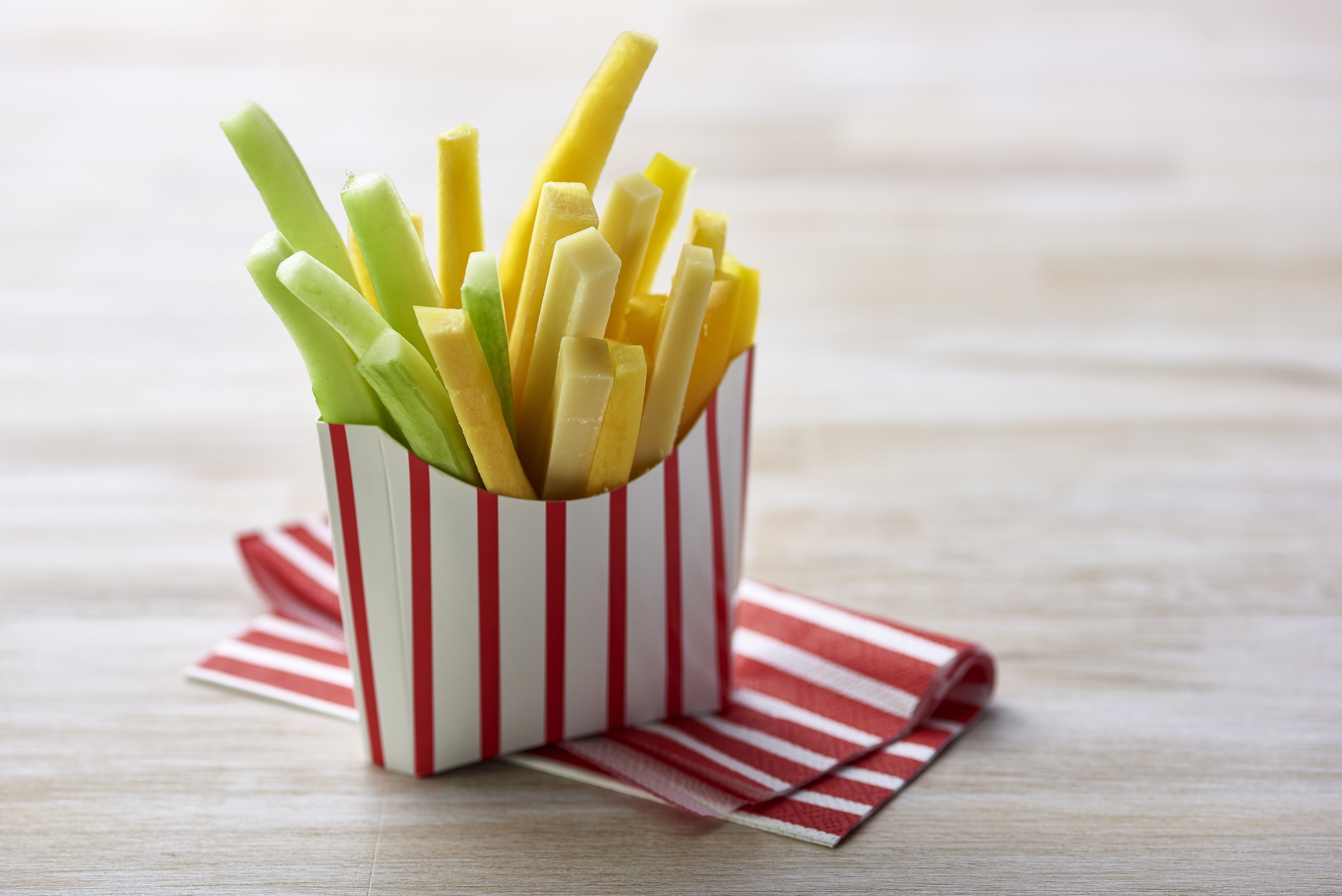 Käse- und Gemüsesticks
