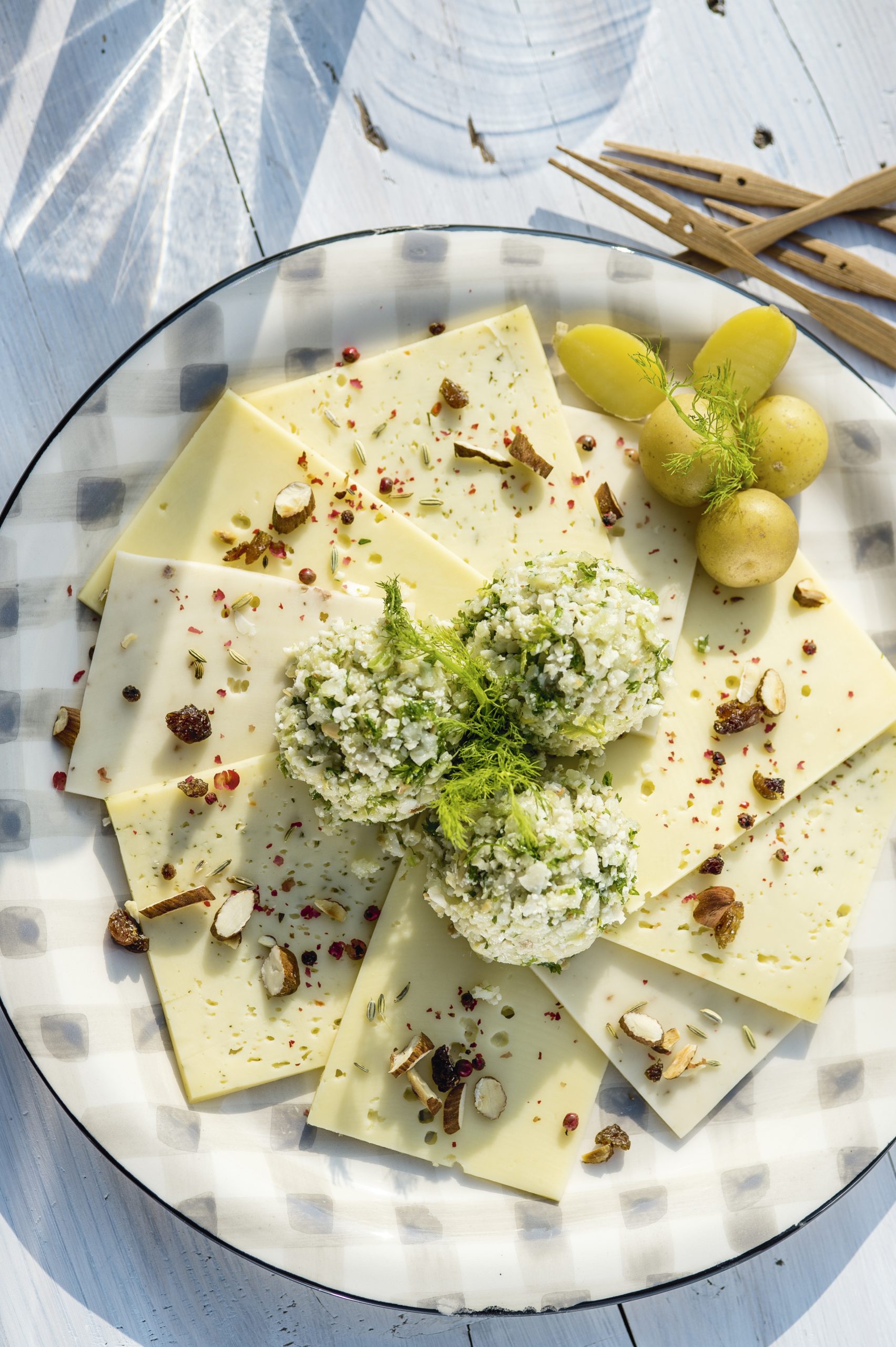 Käsesalat mit Fenchel-Pesto