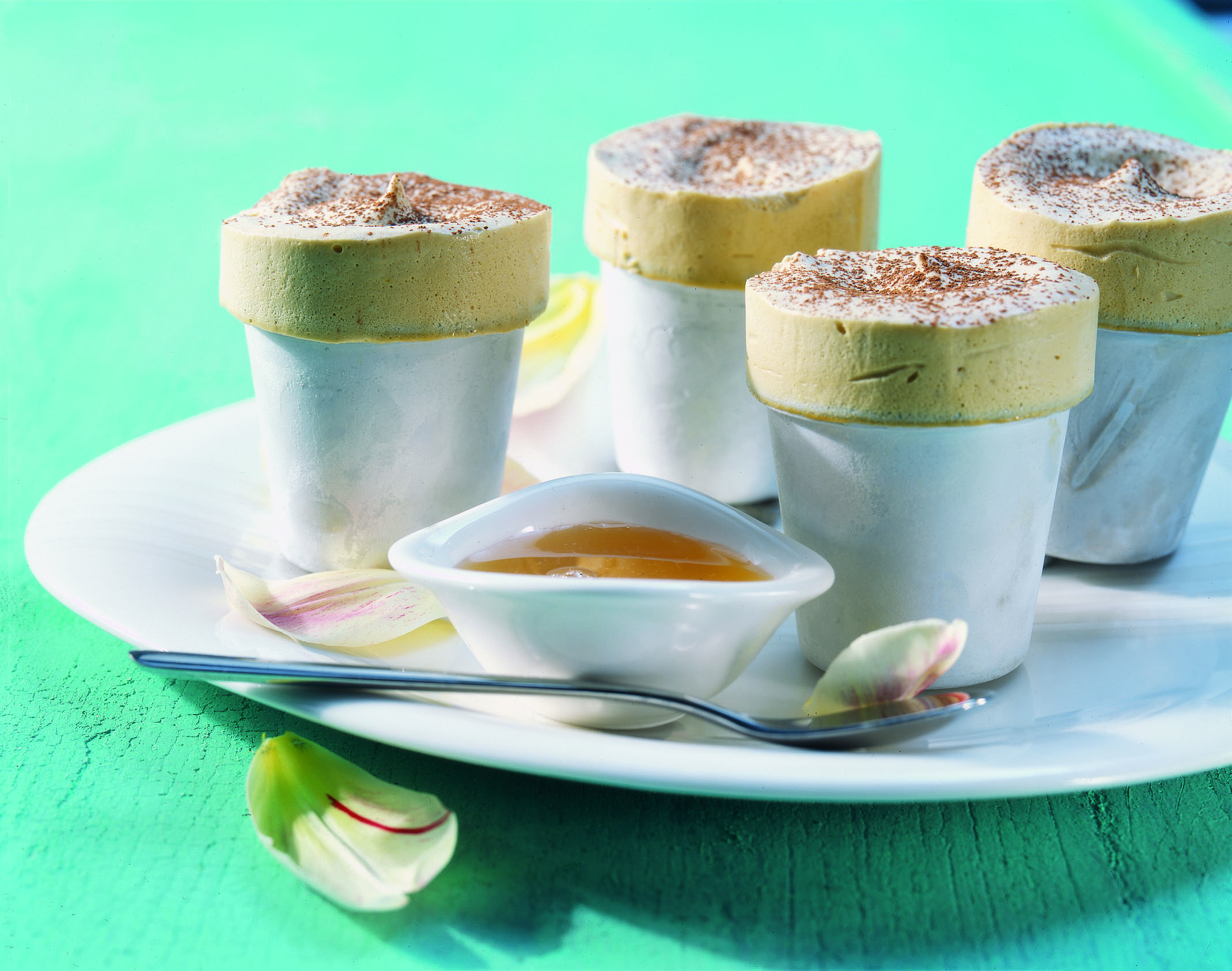 Parfait moka sur coulis de pomme à l'aspérule