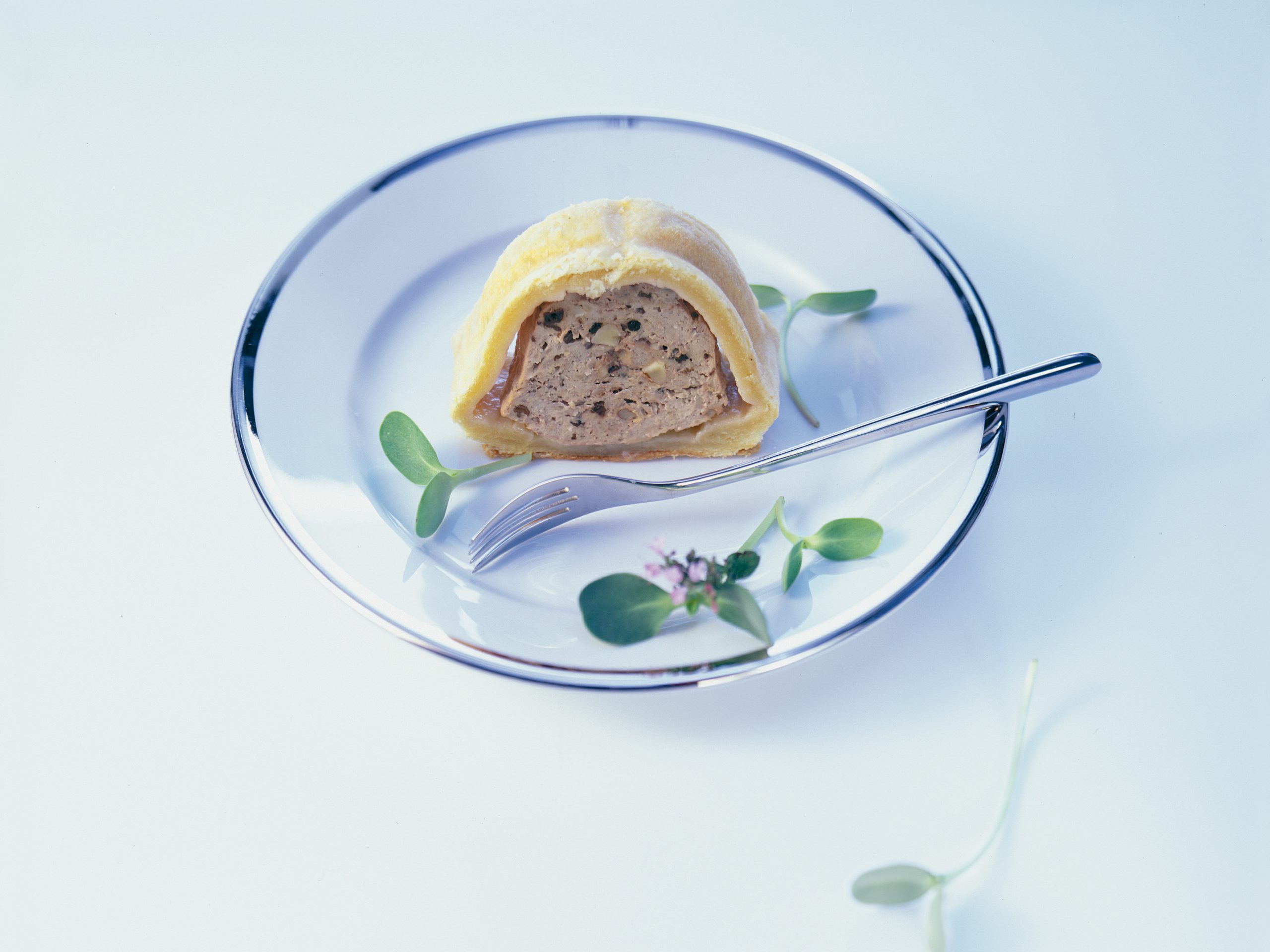 Kalbfleischpastete mit Morcheln aus der Rehrückenform