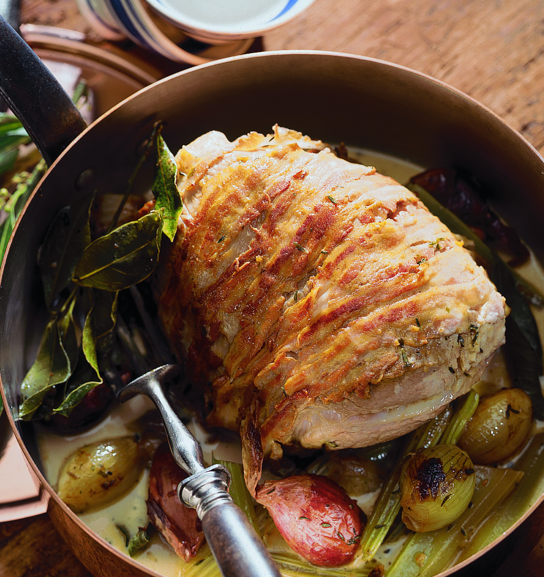 Kalbsbraten mit Crème-fraîche-Sauce