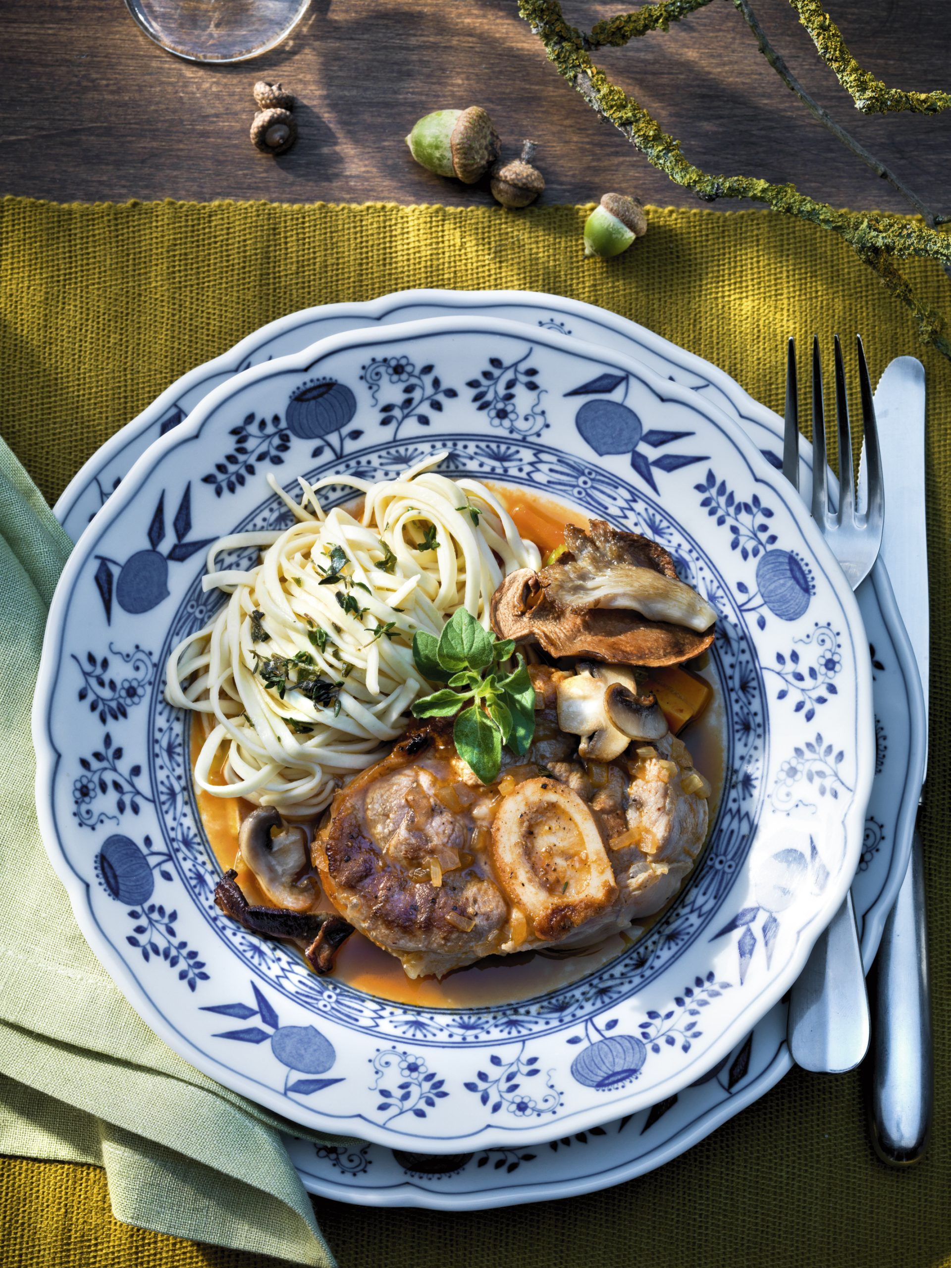 Jarrets de veau aux champignons sauce aux tomates séchées