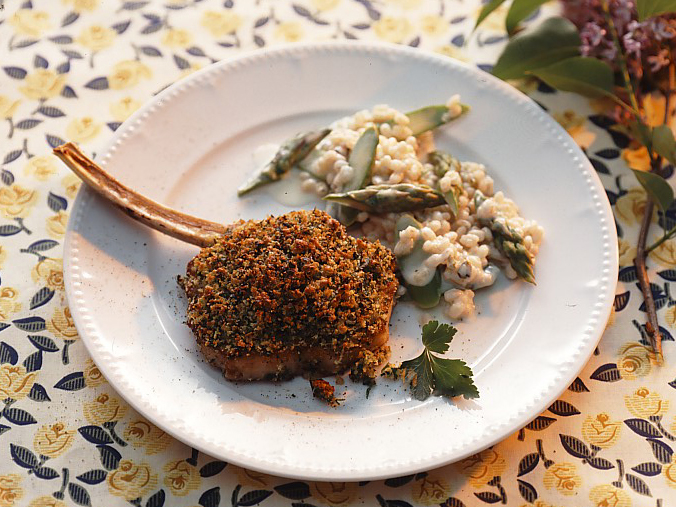 Kalbskoteletts mit Kräuterkruste