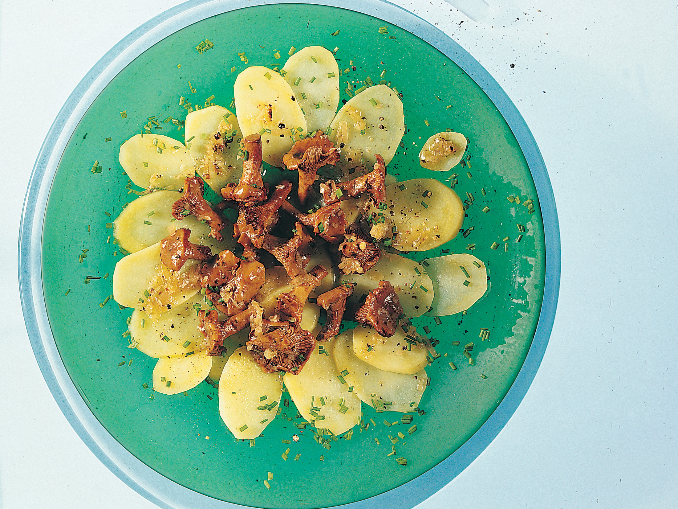 Kartoffel-Eierschwämmli-Salat