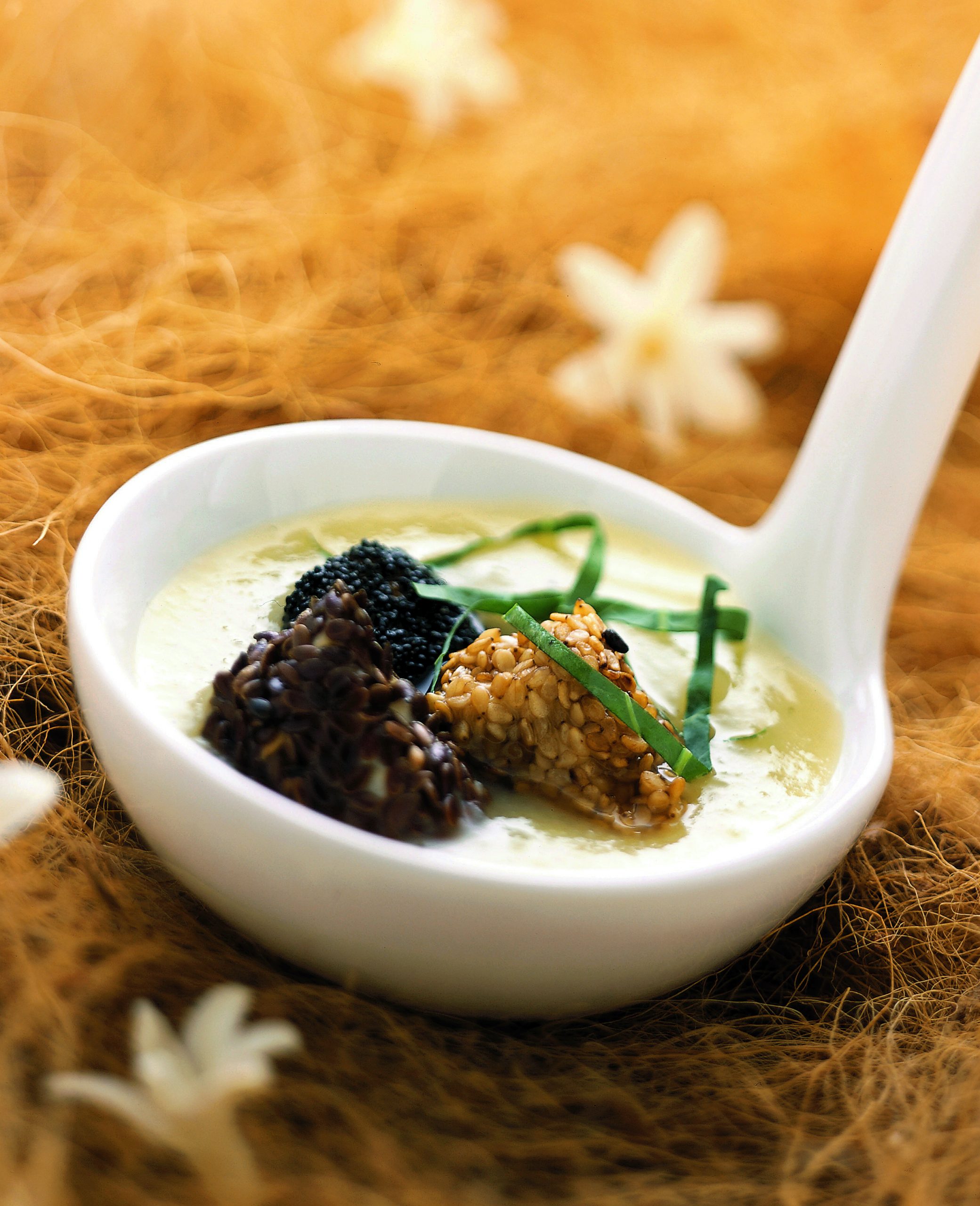 Kohlrabi-Kartoffel-Suppe mit Poulet