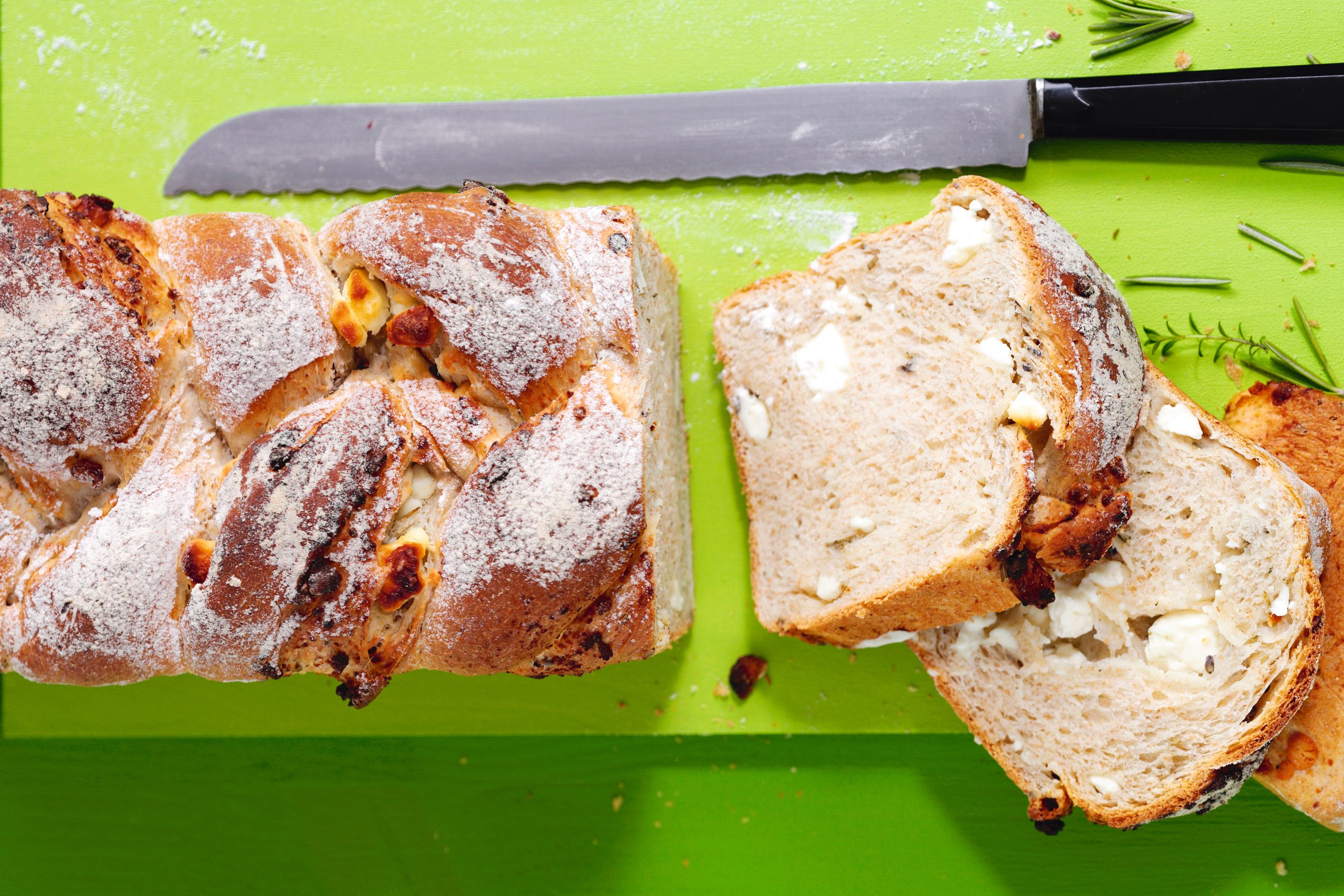 Kräuter-Frischkäse-Zopf