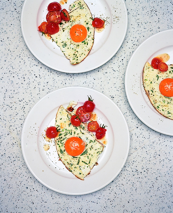 Kräuterrahm-Spiegeleier (Low Carb)